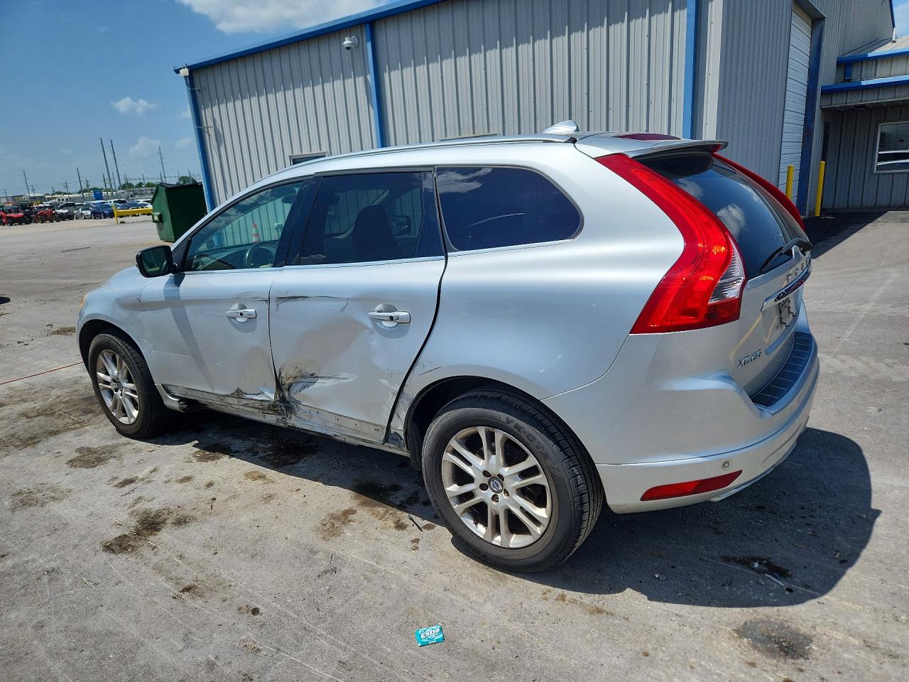 2016 Volvo Xc60 T5 Platinum Silver vin: YV440MDM1G2810013