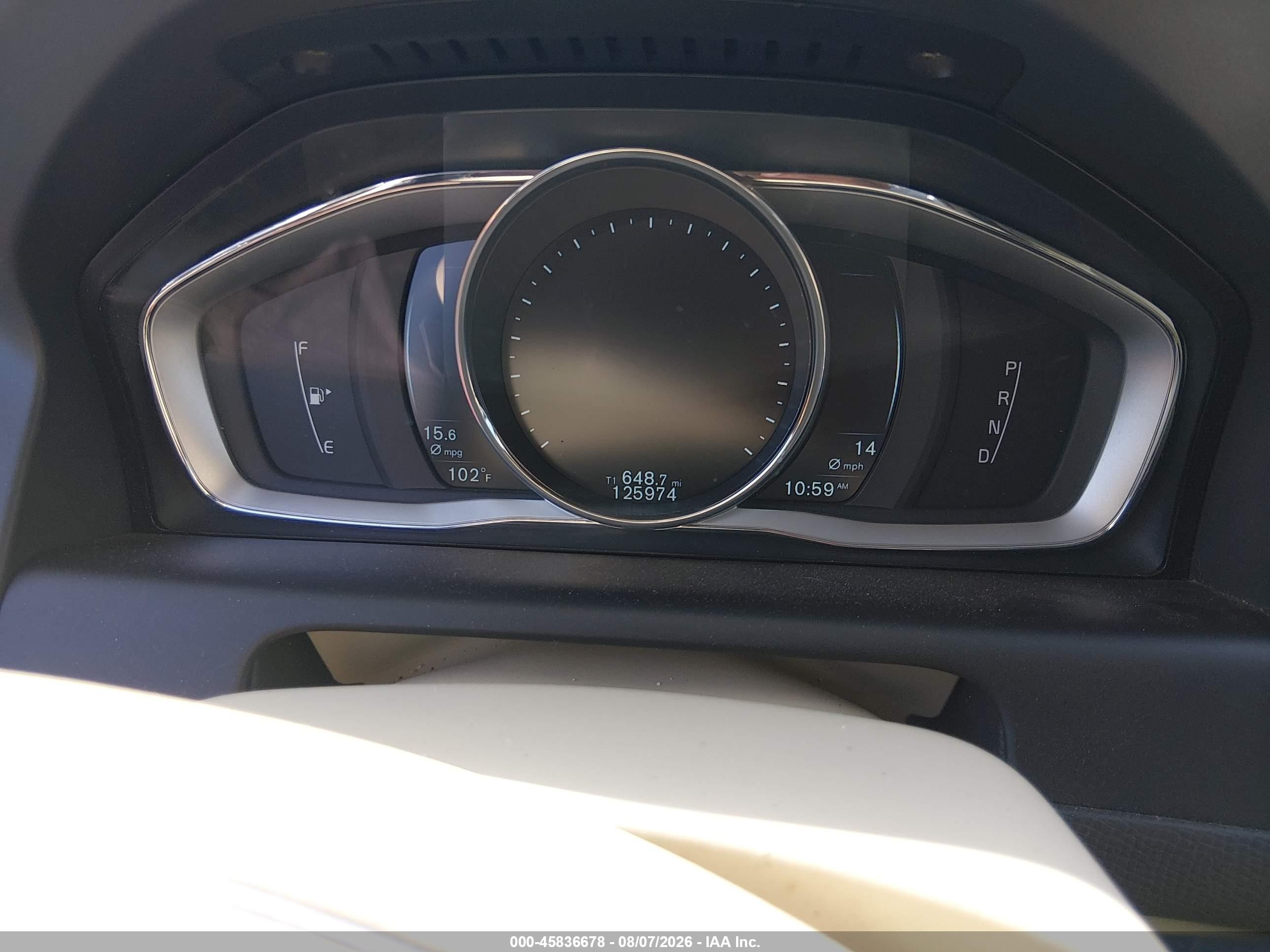 2015 Volvo Xc60 T5 Platinum Gray vin: YV440MDMXF2677332