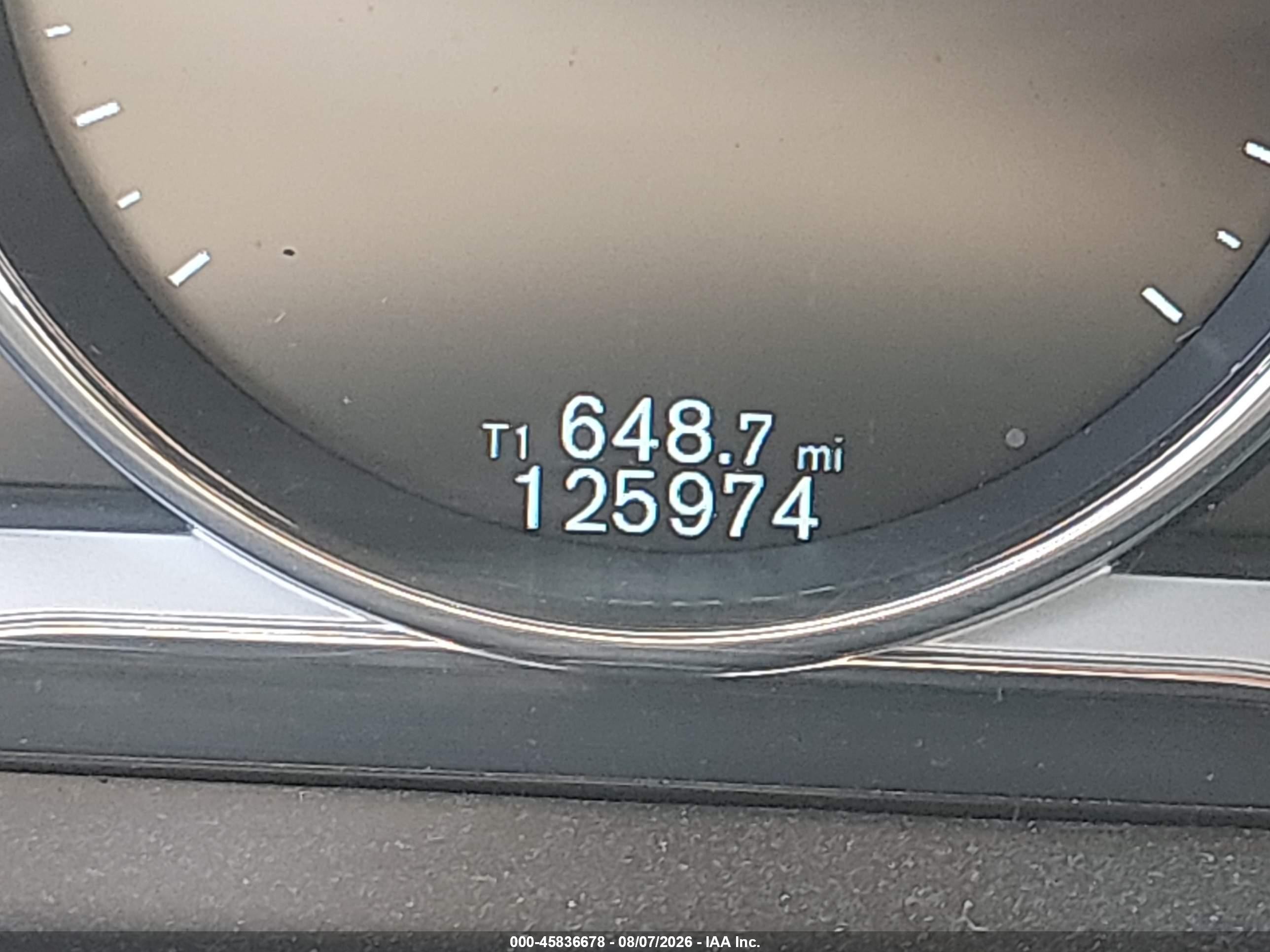2015 Volvo Xc60 T5 Platinum Gray vin: YV440MDMXF2677332