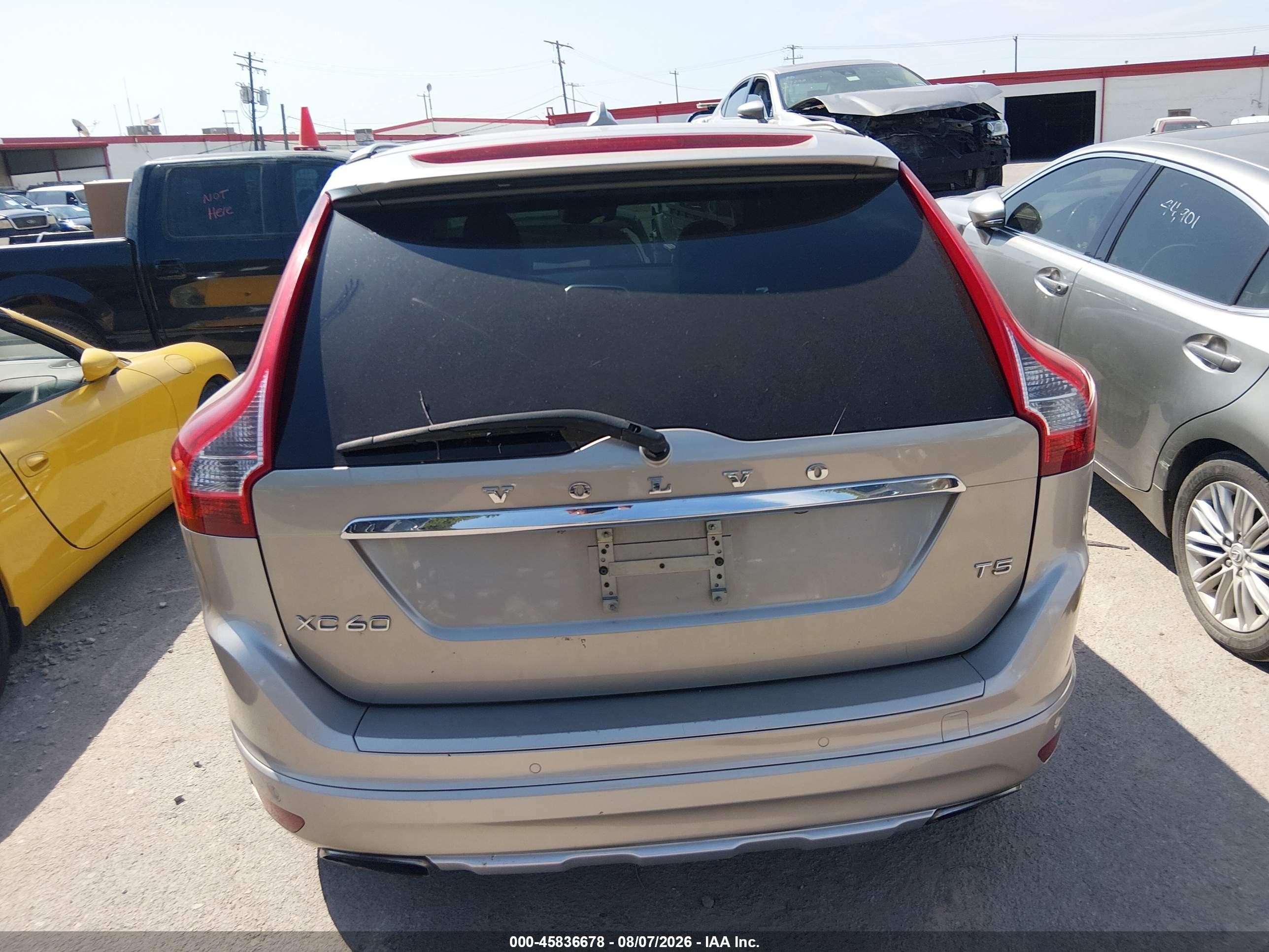 2015 Volvo Xc60 T5 Platinum Gray vin: YV440MDMXF2677332