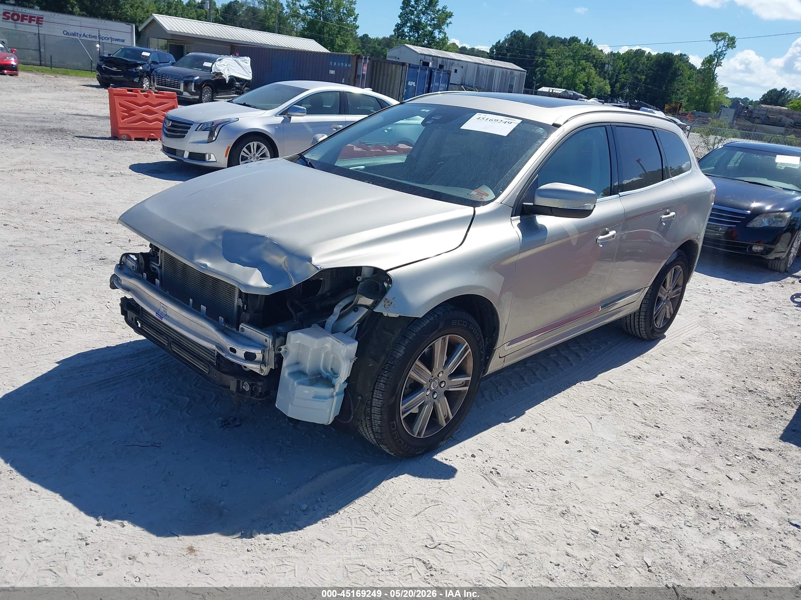 2017 Volvo Xc60 T5 Inscription Gold vin: YV440MDU9H2159022