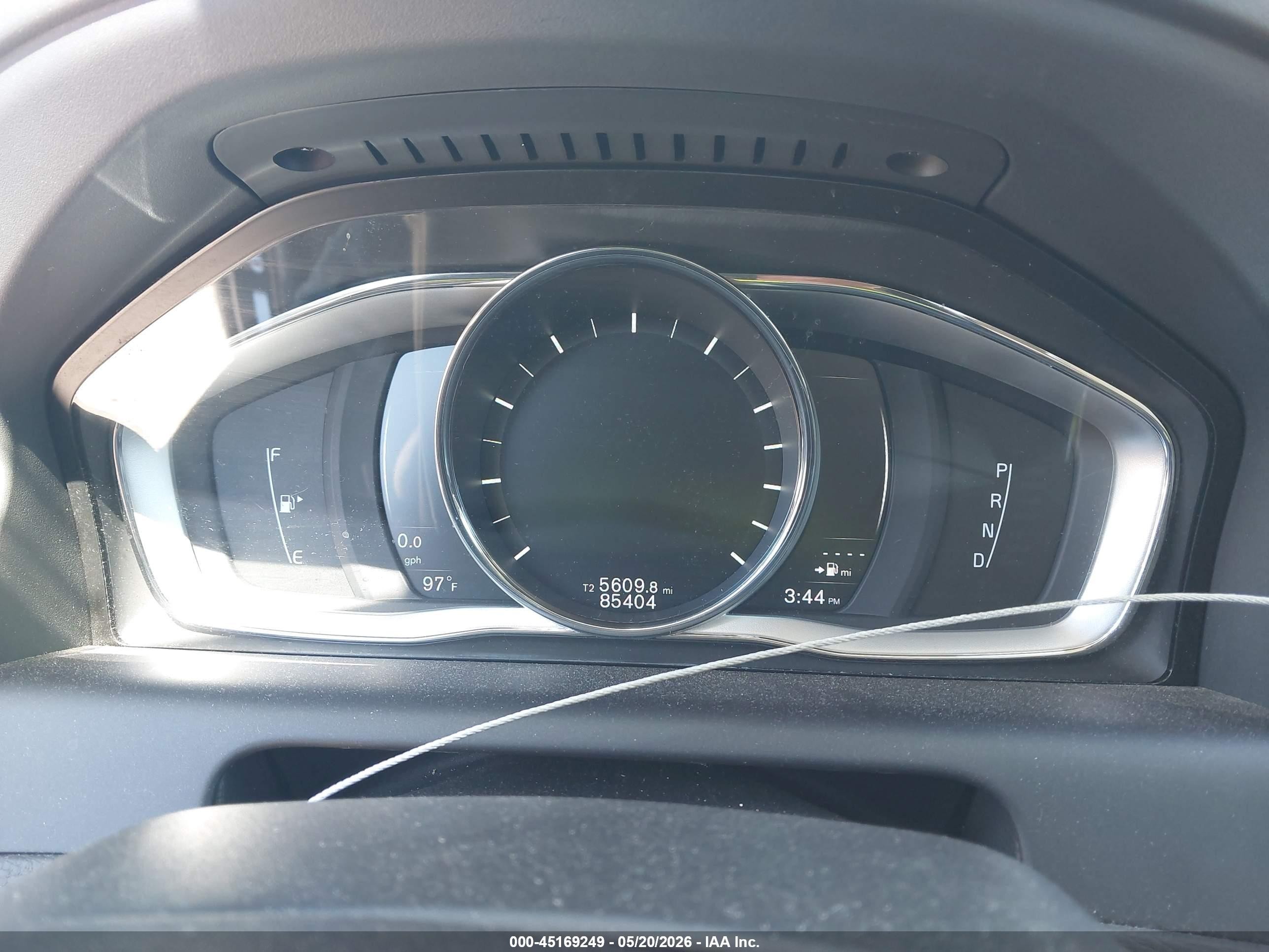 2017 Volvo Xc60 T5 Inscription Gold vin: YV440MDU9H2159022