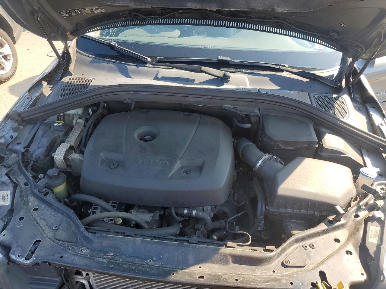 2017 Volvo Xc60 T5 Inscription Угольный vin: YV440MRU8H2028365