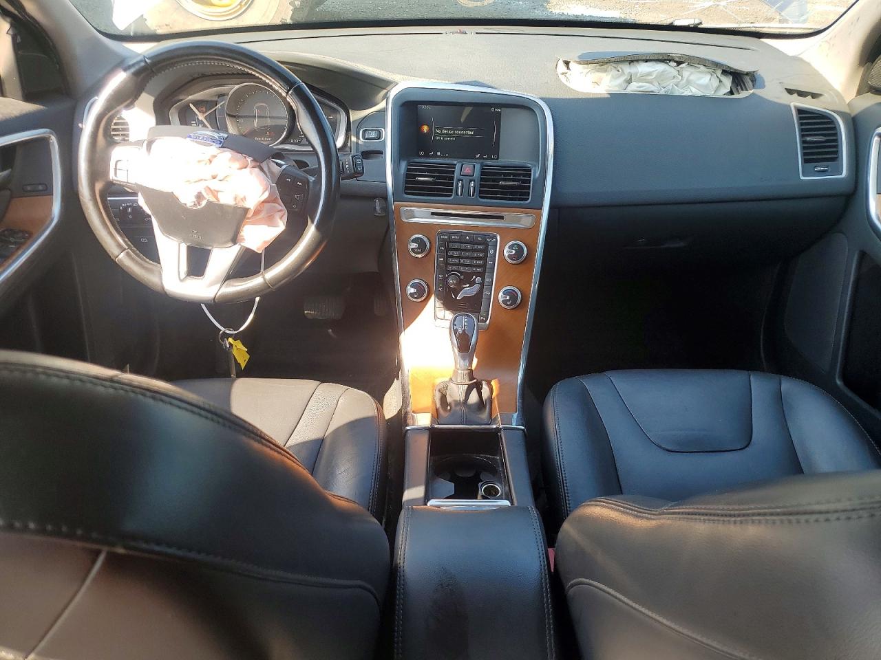 2017 Volvo Xc60 T5 Inscription Угольный vin: YV440MRU8H2028365