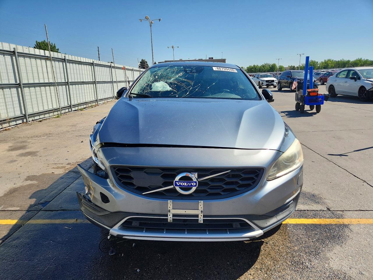 2017 Volvo S60 Cross Country T5 Gray vin: YV440MUM7H2004548