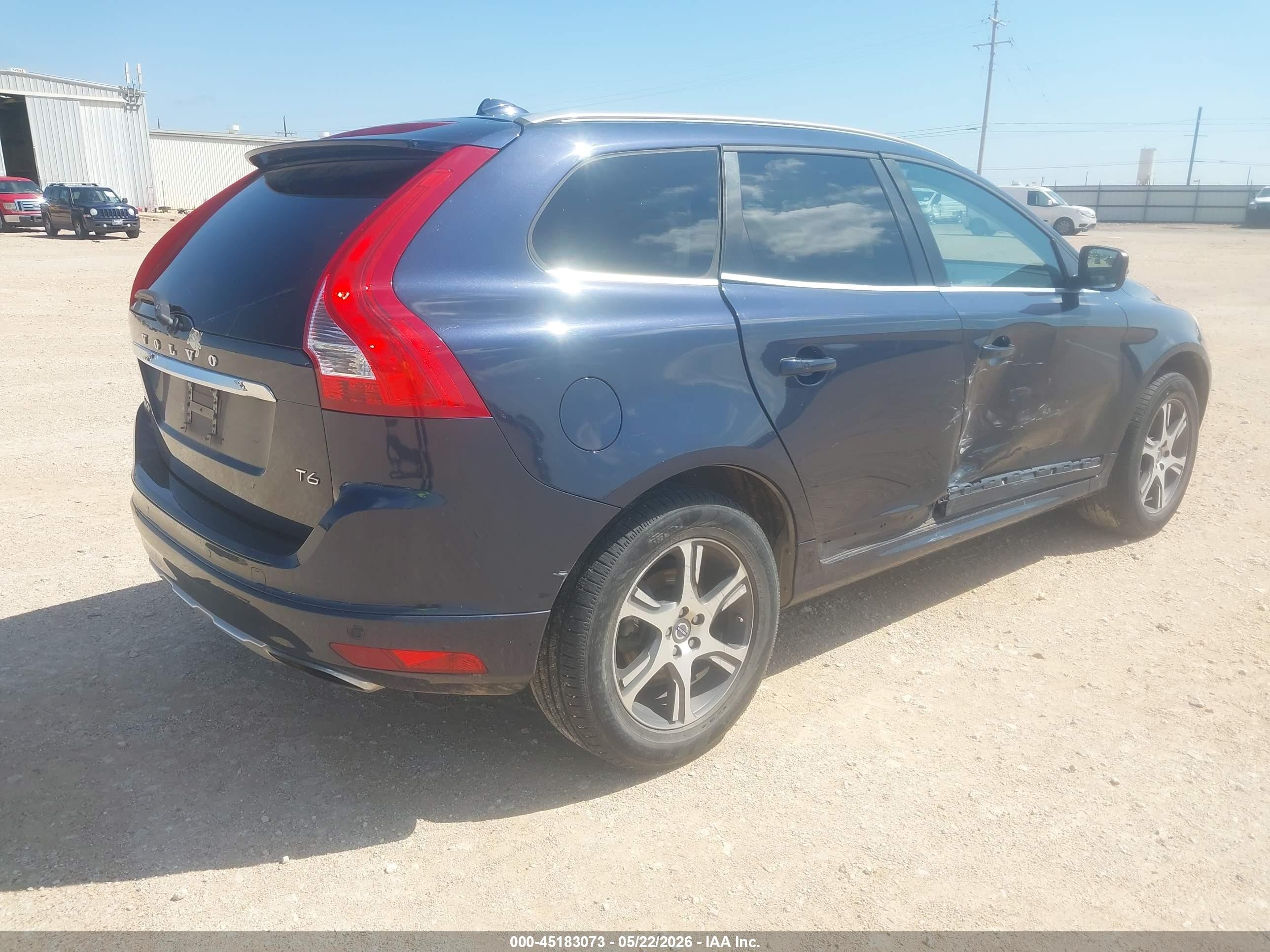 2015 Volvo Xc60 T6 Premier Plus Blue vin: YV449MDC9F2625350