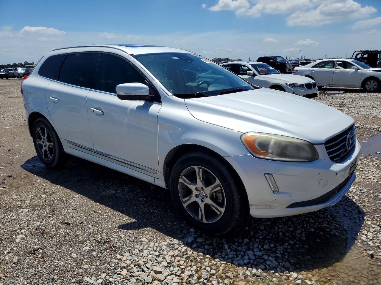 2015 Volvo Xc60 T6 Platinum White vin: YV449MDD5F2623233