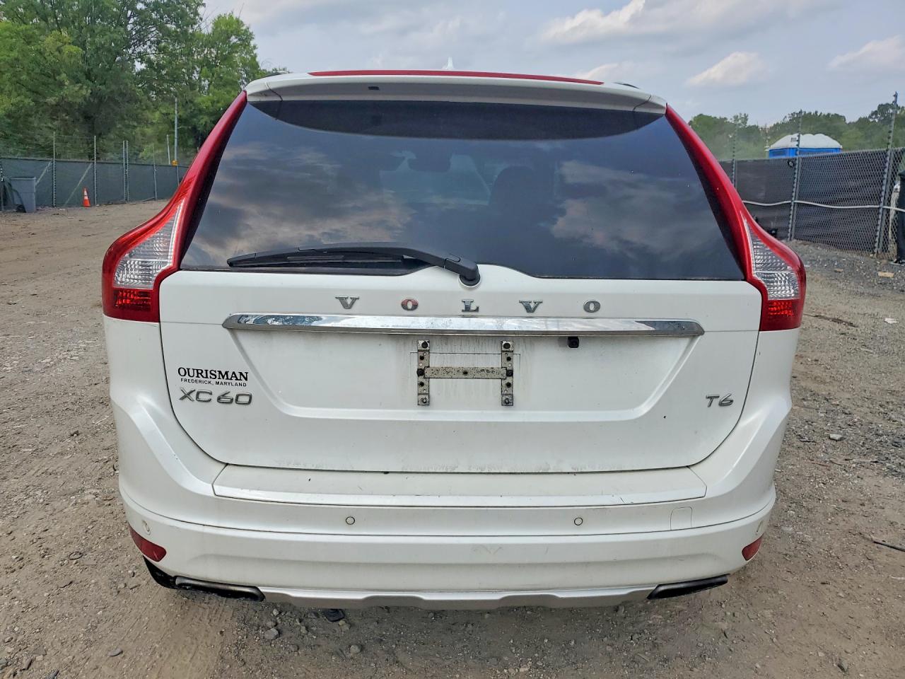 2015 Volvo Xc60 T6 Premier White vin: YV449MDK0F2709161