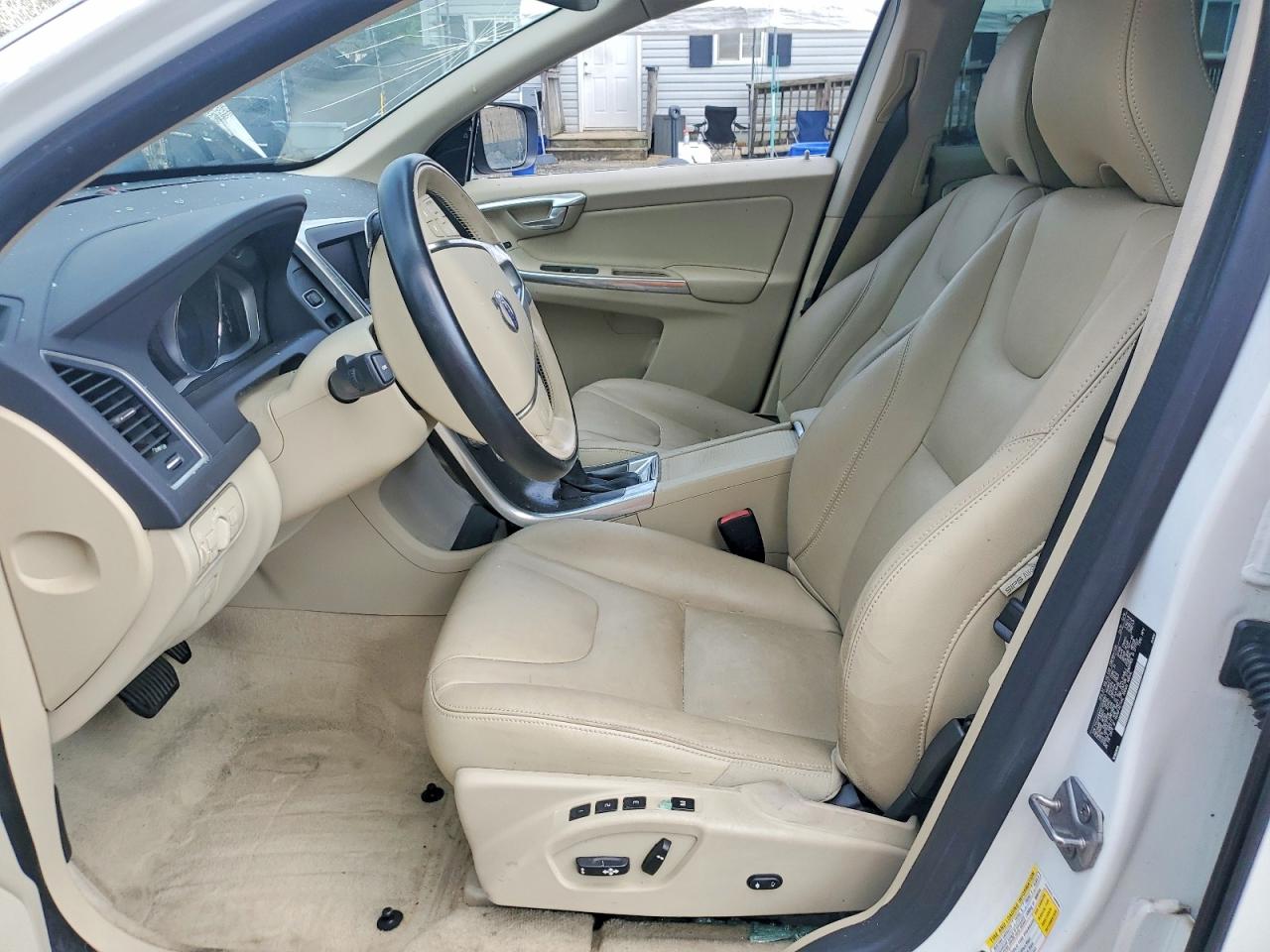 2015 Volvo Xc60 T6 Premier White vin: YV449MDK0F2709161