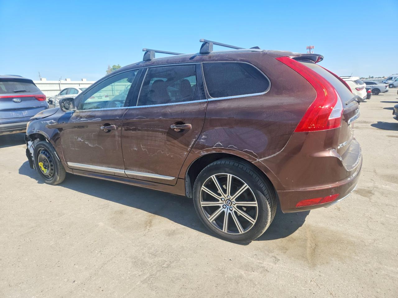 2015 Volvo Xc60 T6 Premier Brown vin: YV449MDK7F2723817