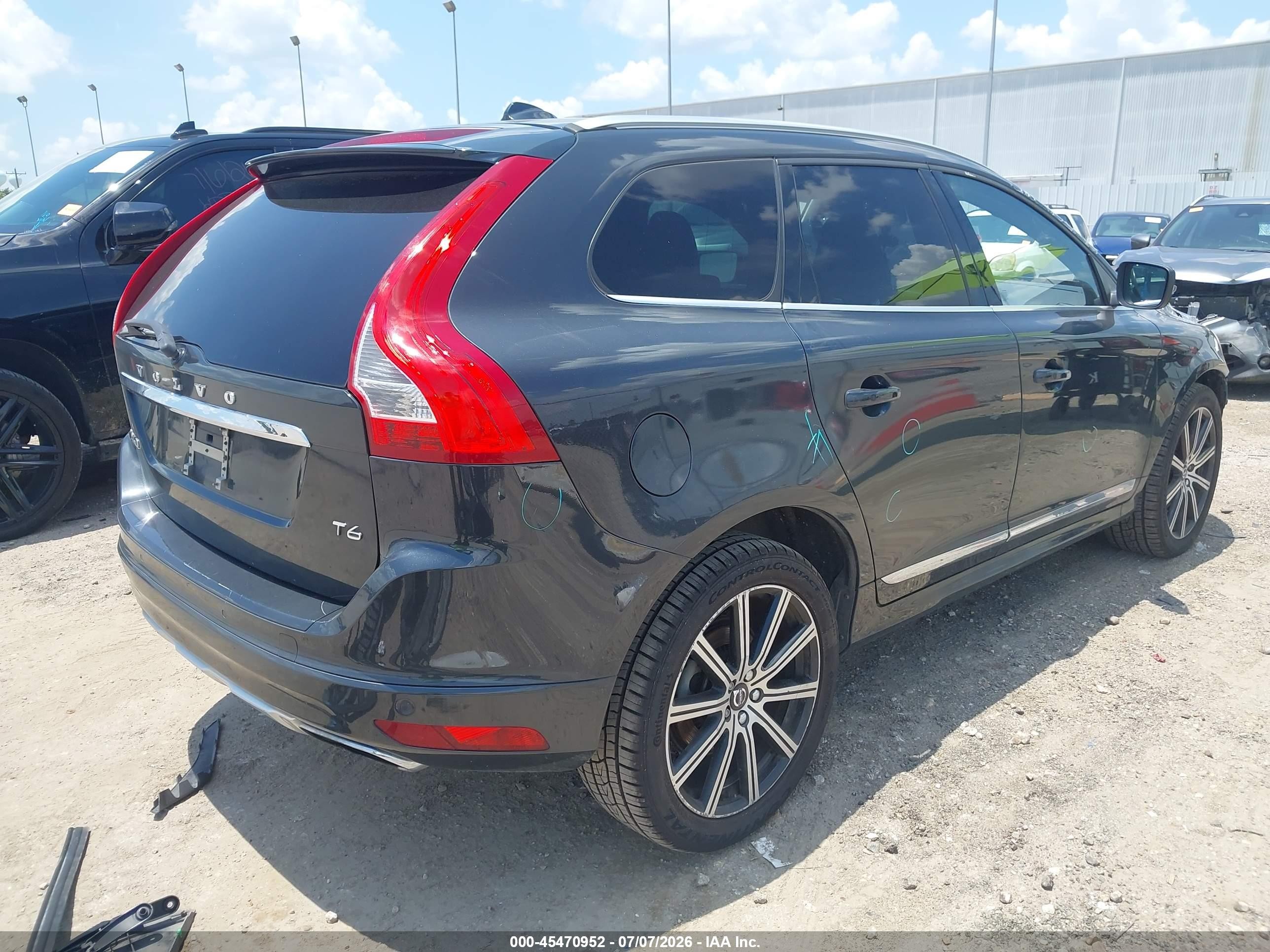 2015 Volvo Xc60 T6 Platinum Gray vin: YV449MDM0F2758989