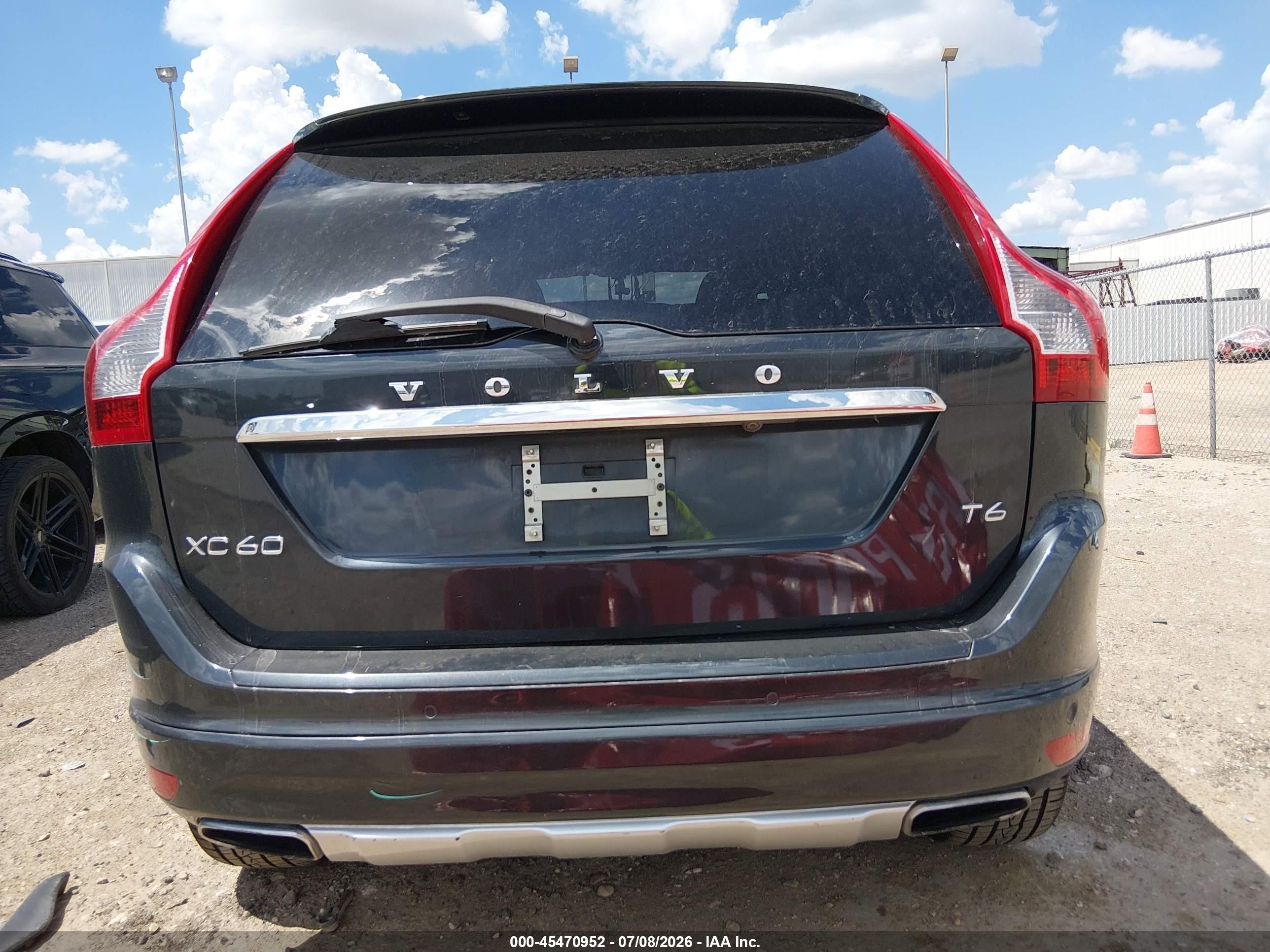 2015 Volvo Xc60 T6 Platinum Gray vin: YV449MDM0F2758989