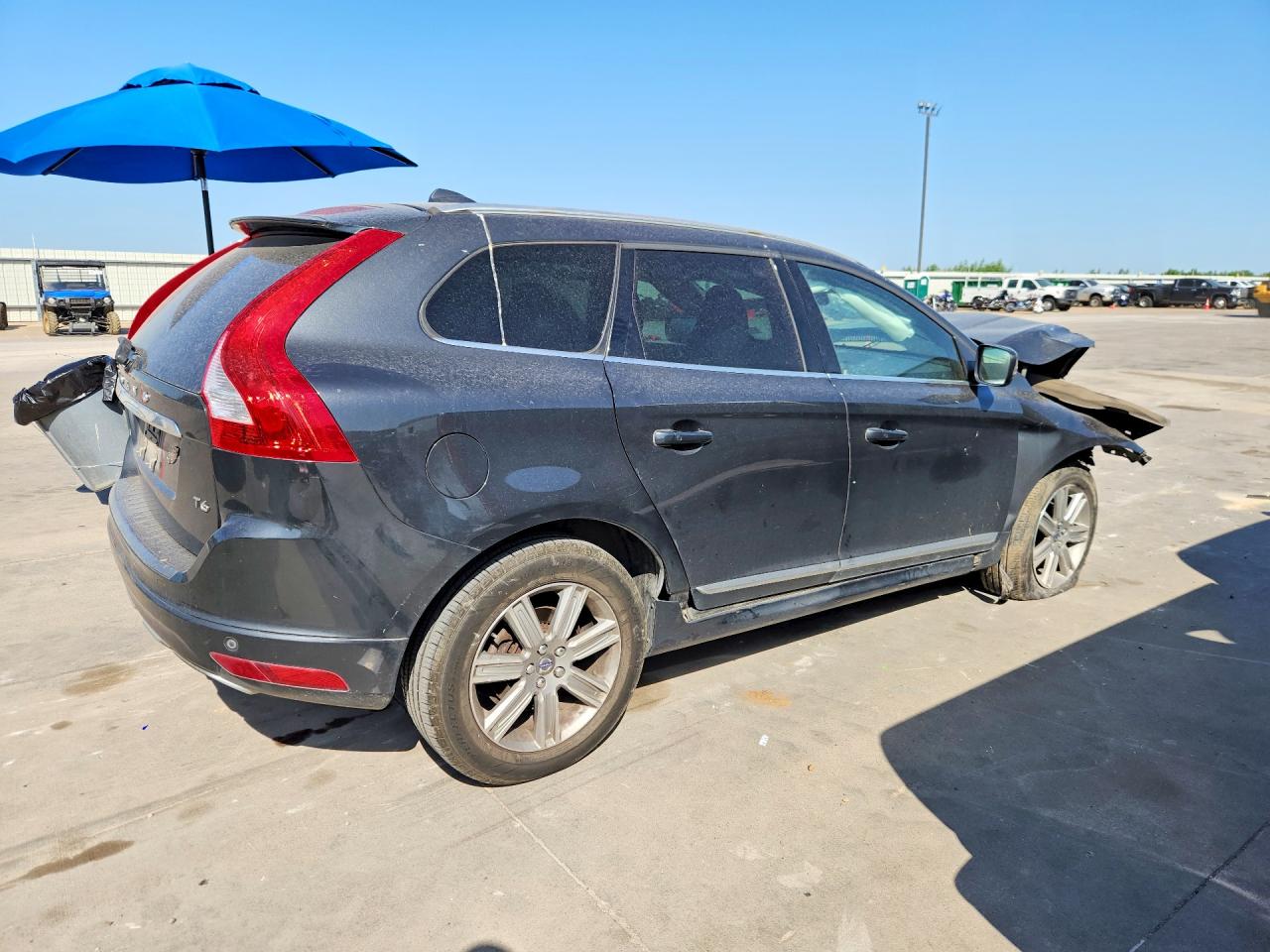 2016 Volvo Xc60 T6 Platinum Blue vin: YV449MDM4G2830956