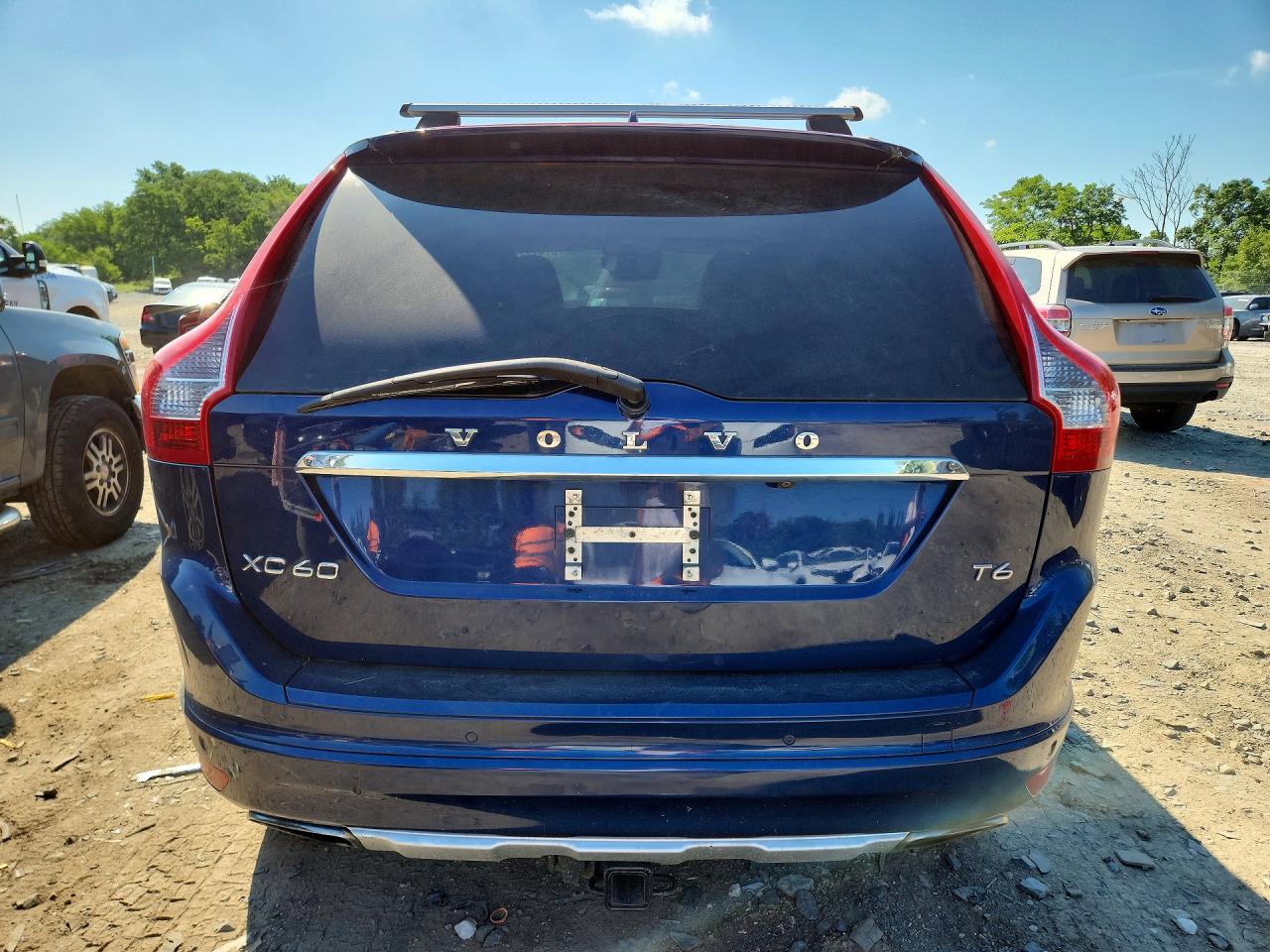 2015 Volvo Xc60 T6 Platinum Blue vin: YV449MDV4F2710565