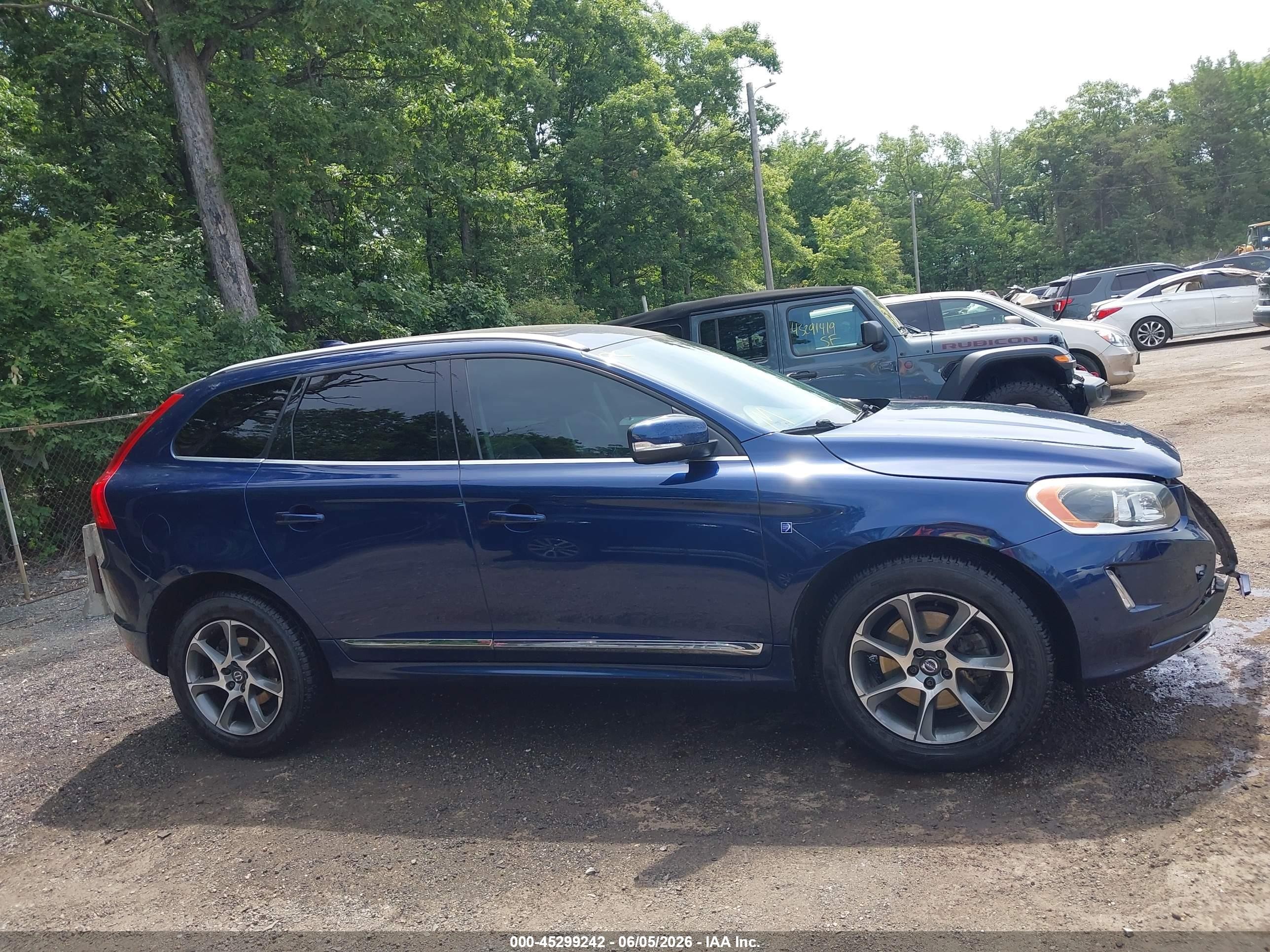 2015 Volvo Xc60 T6 Platinum Blue vin: YV449MDV9F2719861