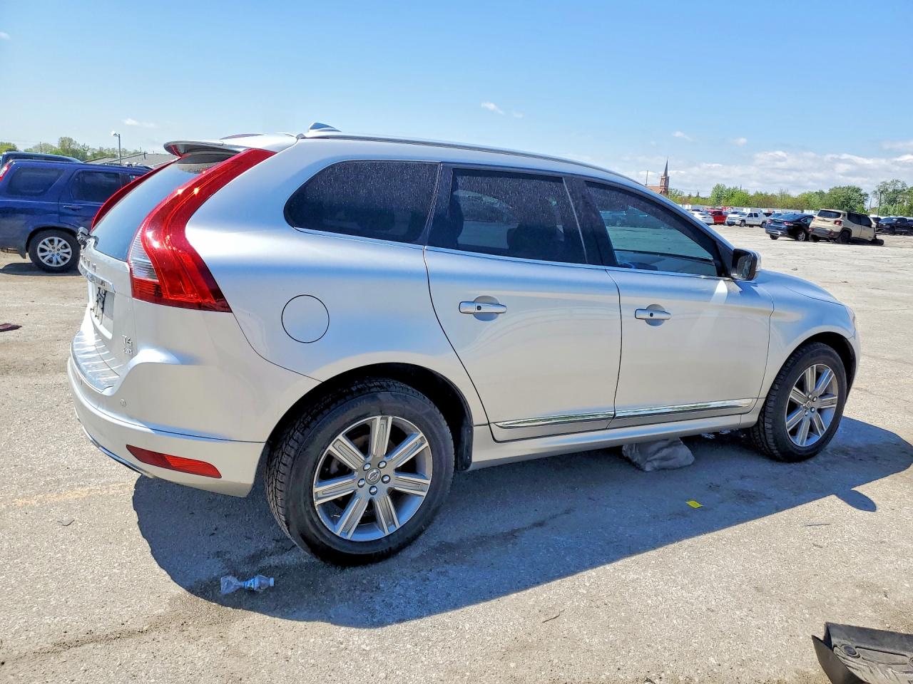 2016 Volvo Xc60 T6 Platinum Silver vin: YV449MRM3G2879204