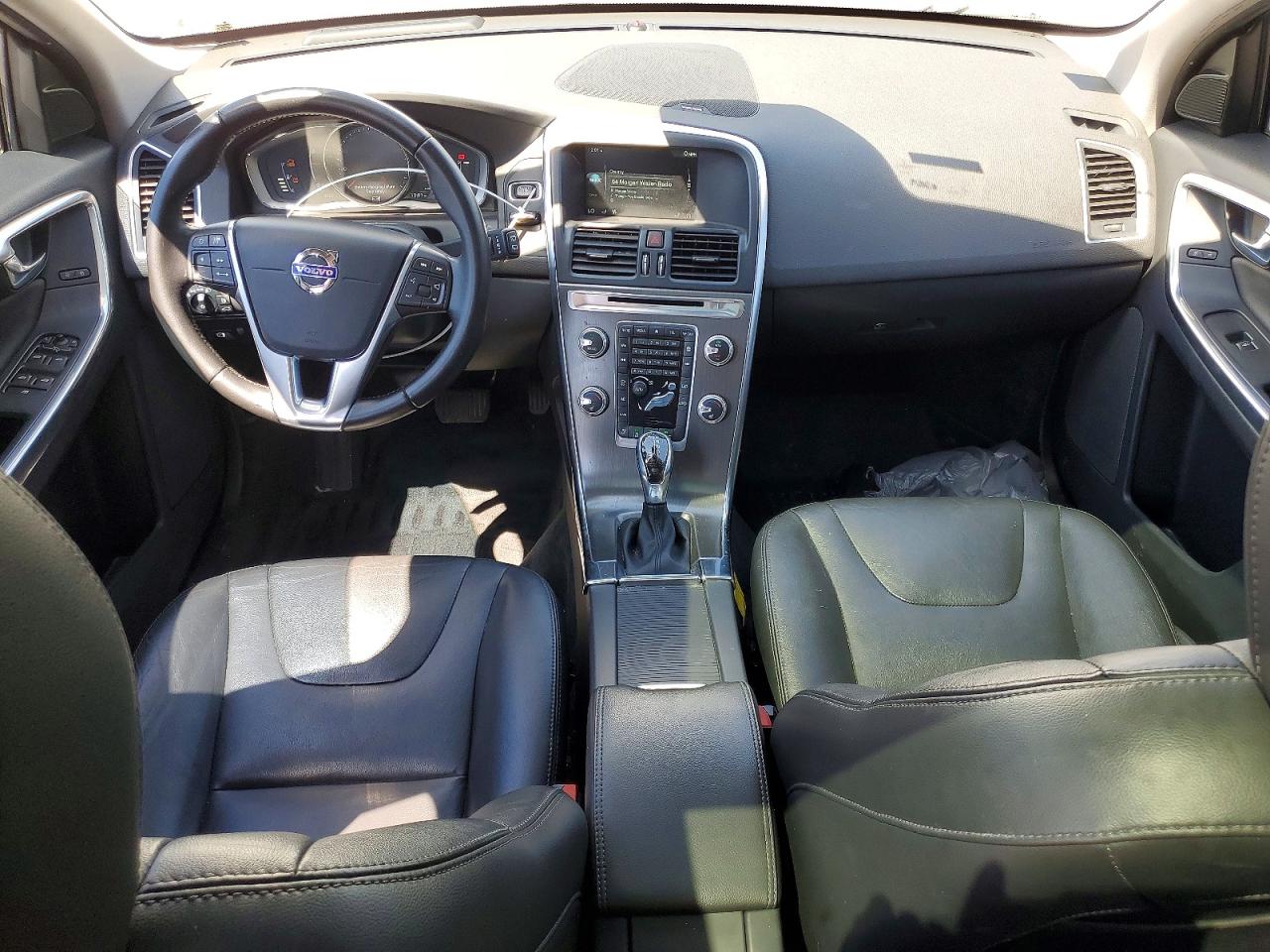 2016 Volvo Xc60 T6 Platinum Silver vin: YV449MRM3G2879204