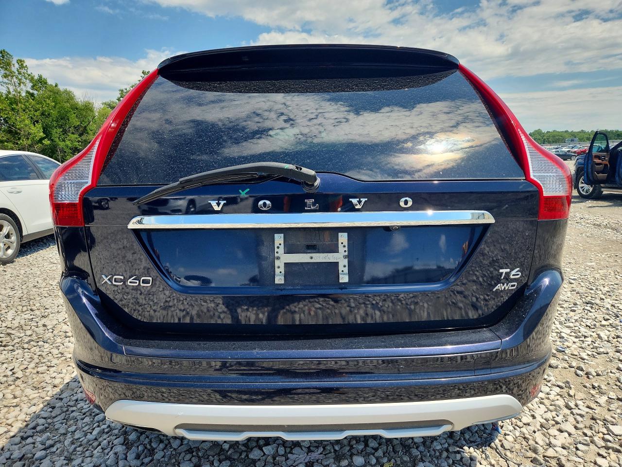 2017 Volvo Xc60 T6 Dynamic Black vin: YV449MRR4H2166051