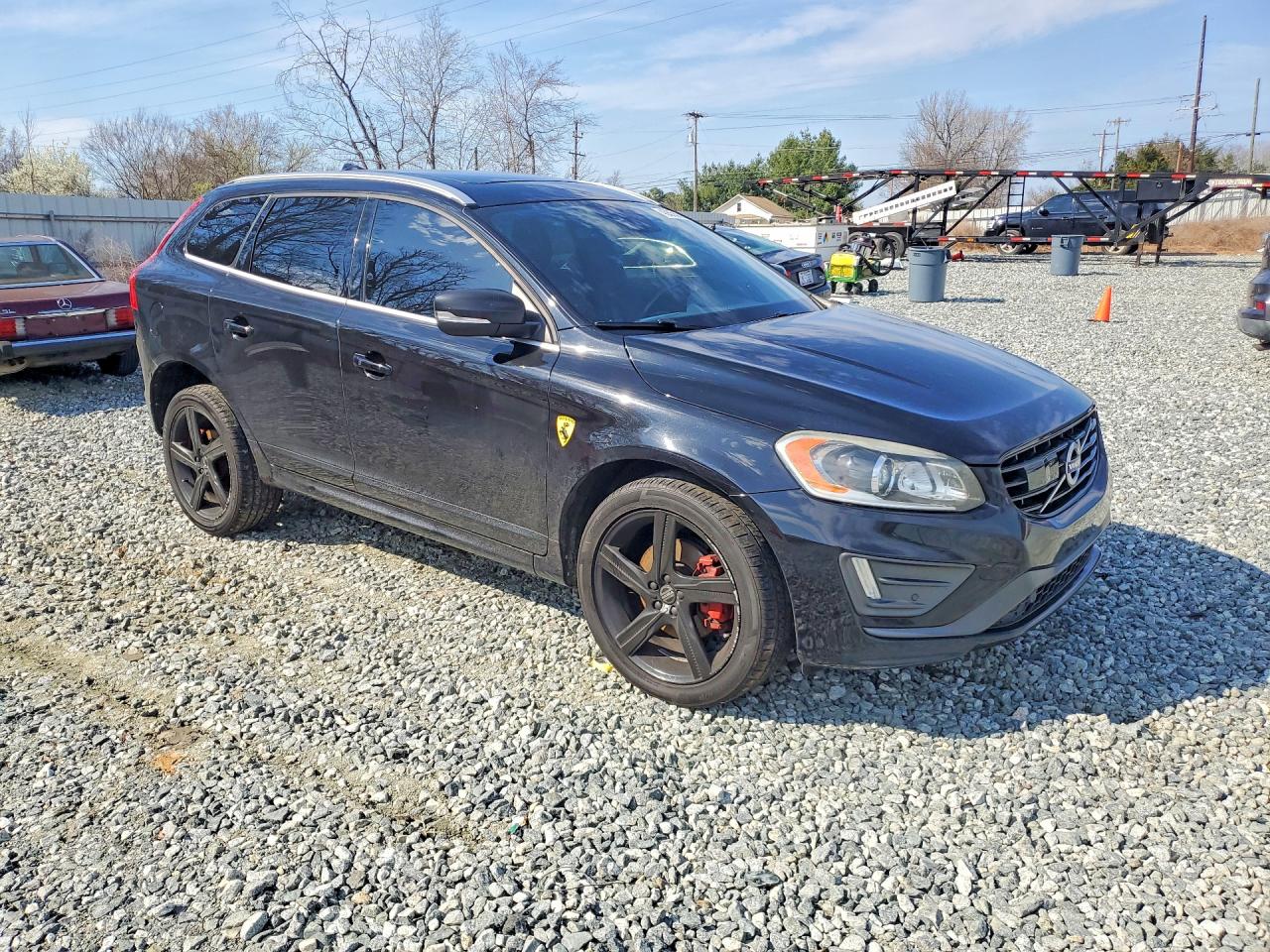 2016 Volvo Xc60 T5 Platinum Black vin: YV449MRS4G2923970
