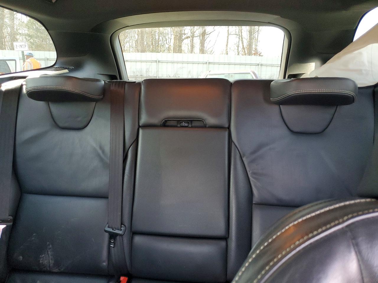 2016 Volvo Xc60 T5 Platinum Black vin: YV449MRS4G2923970