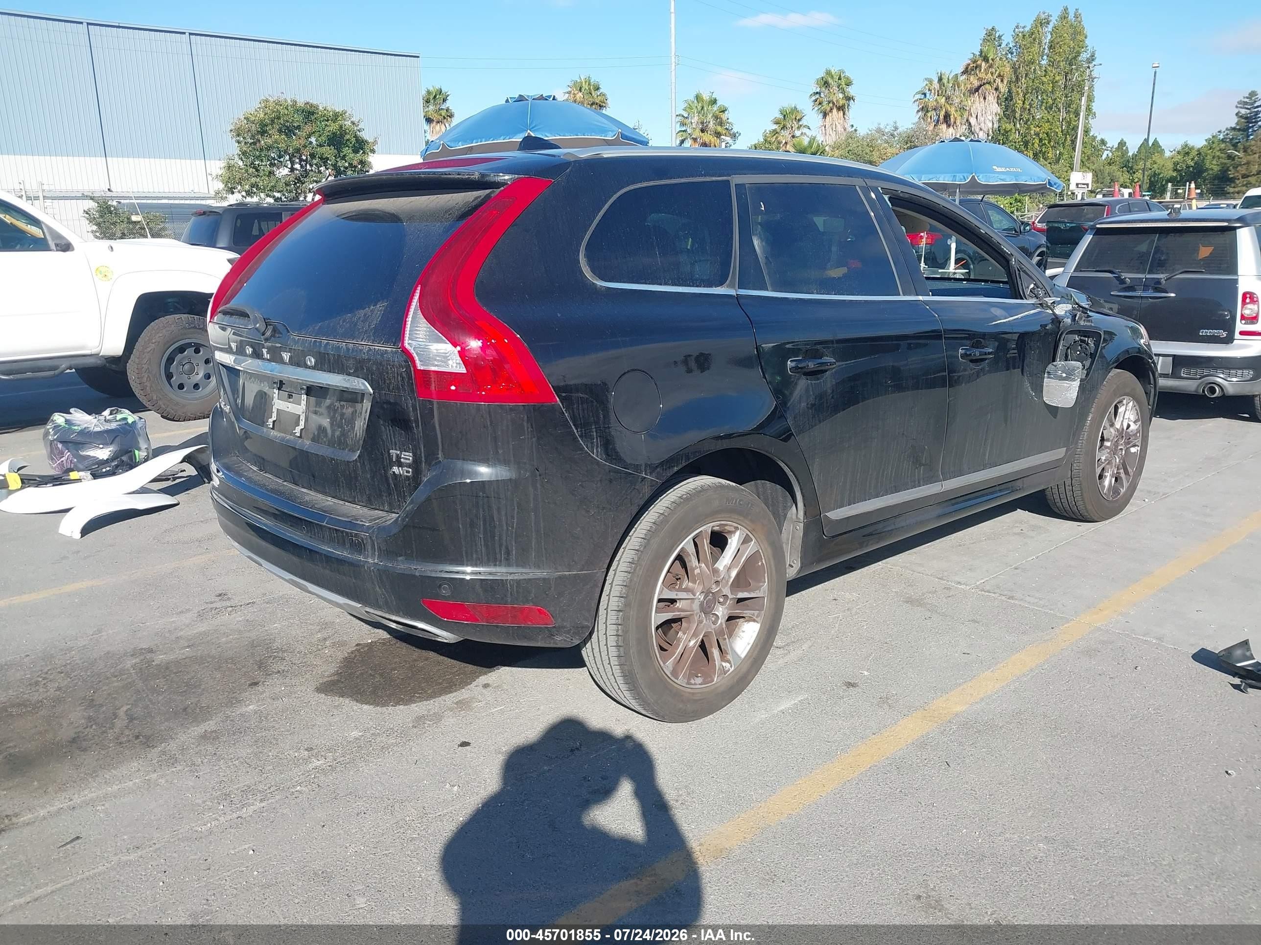 2015 Volvo Xc60 T5/t5 Premier Black vin: YV4612RK1F2759984