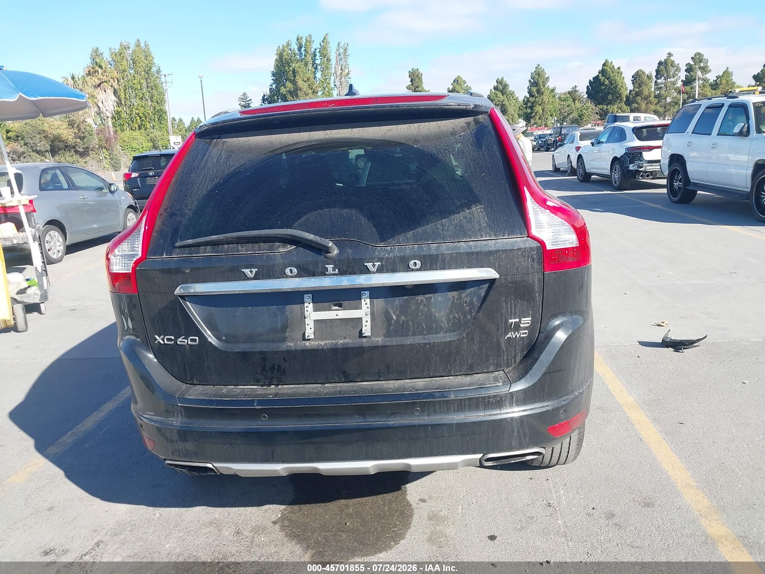 2015 Volvo Xc60 T5/t5 Premier Black vin: YV4612RK1F2759984