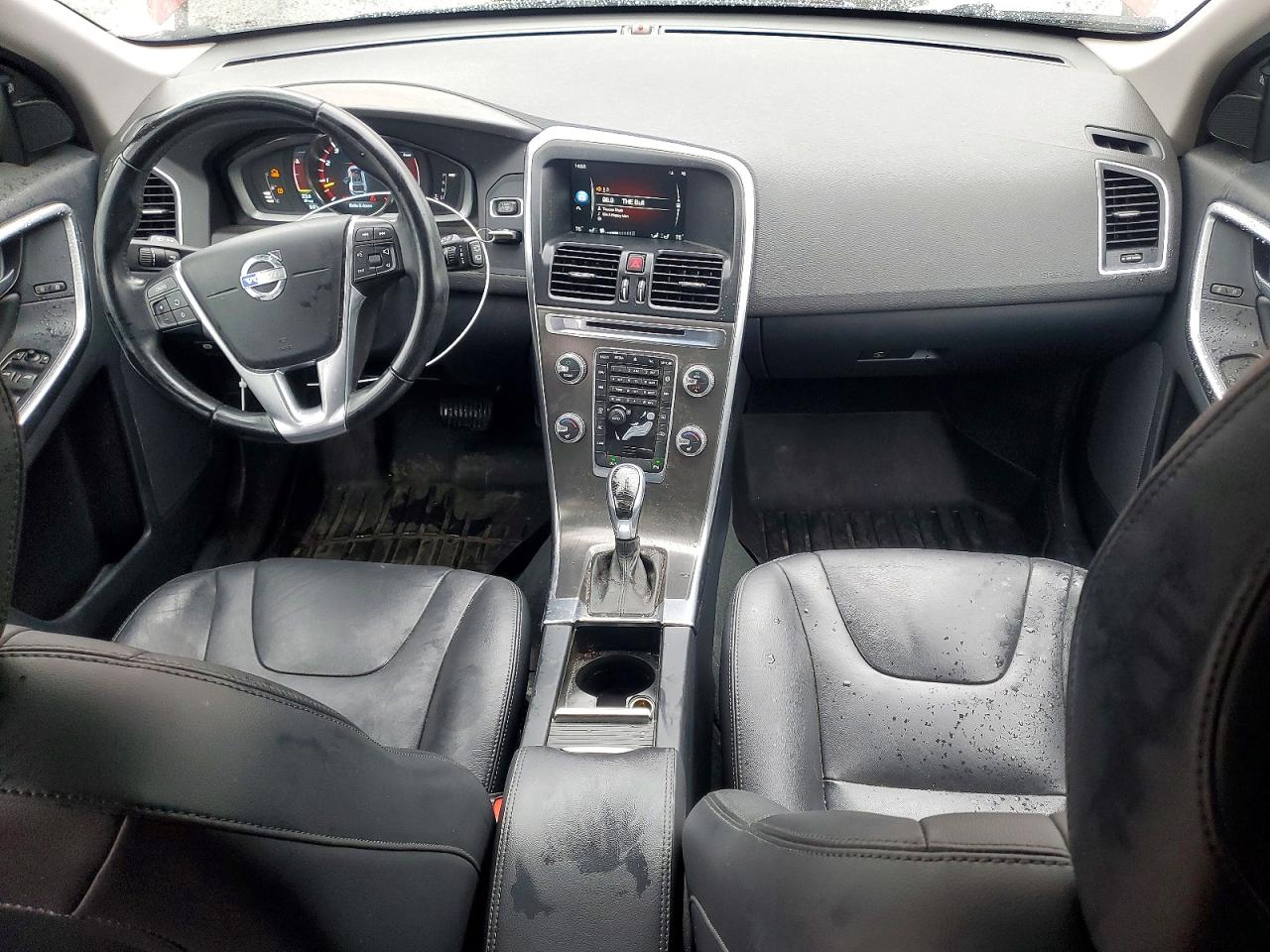 2015 Volvo Xc60 T5 Premier Burgundy vin: YV4612RK5F2642280