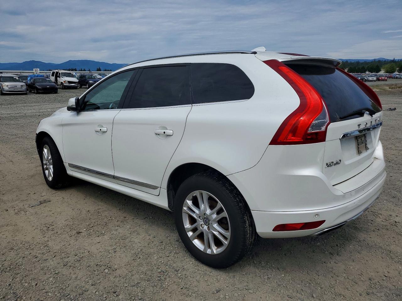 2015 Volvo Xc60 T5 Premier White vin: YV4612RK6F2760323