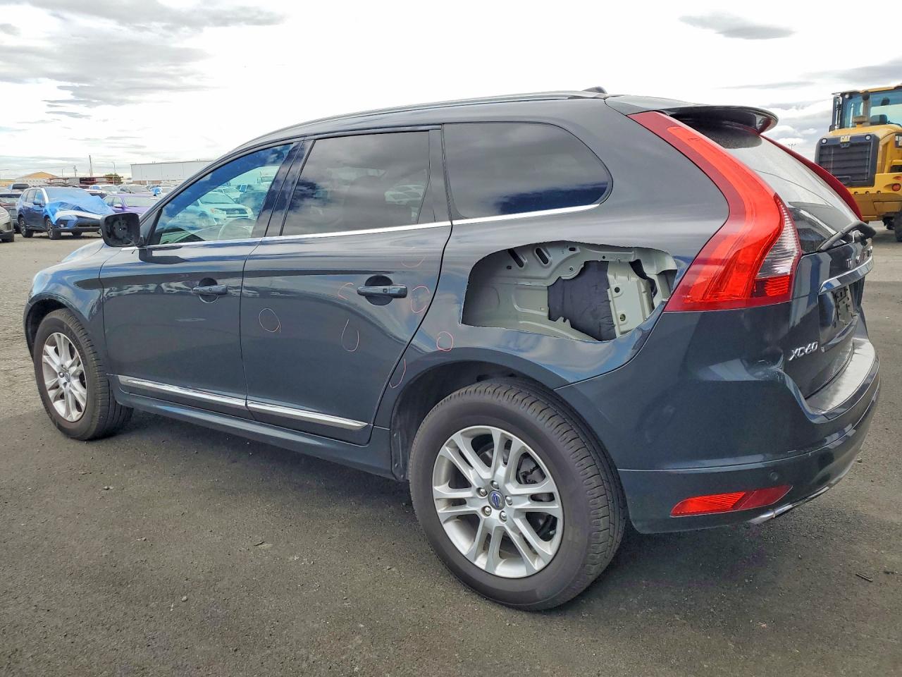 2015 Volvo Xc60 T5 Premier Charcoal vin: YV4612RKXF2716163