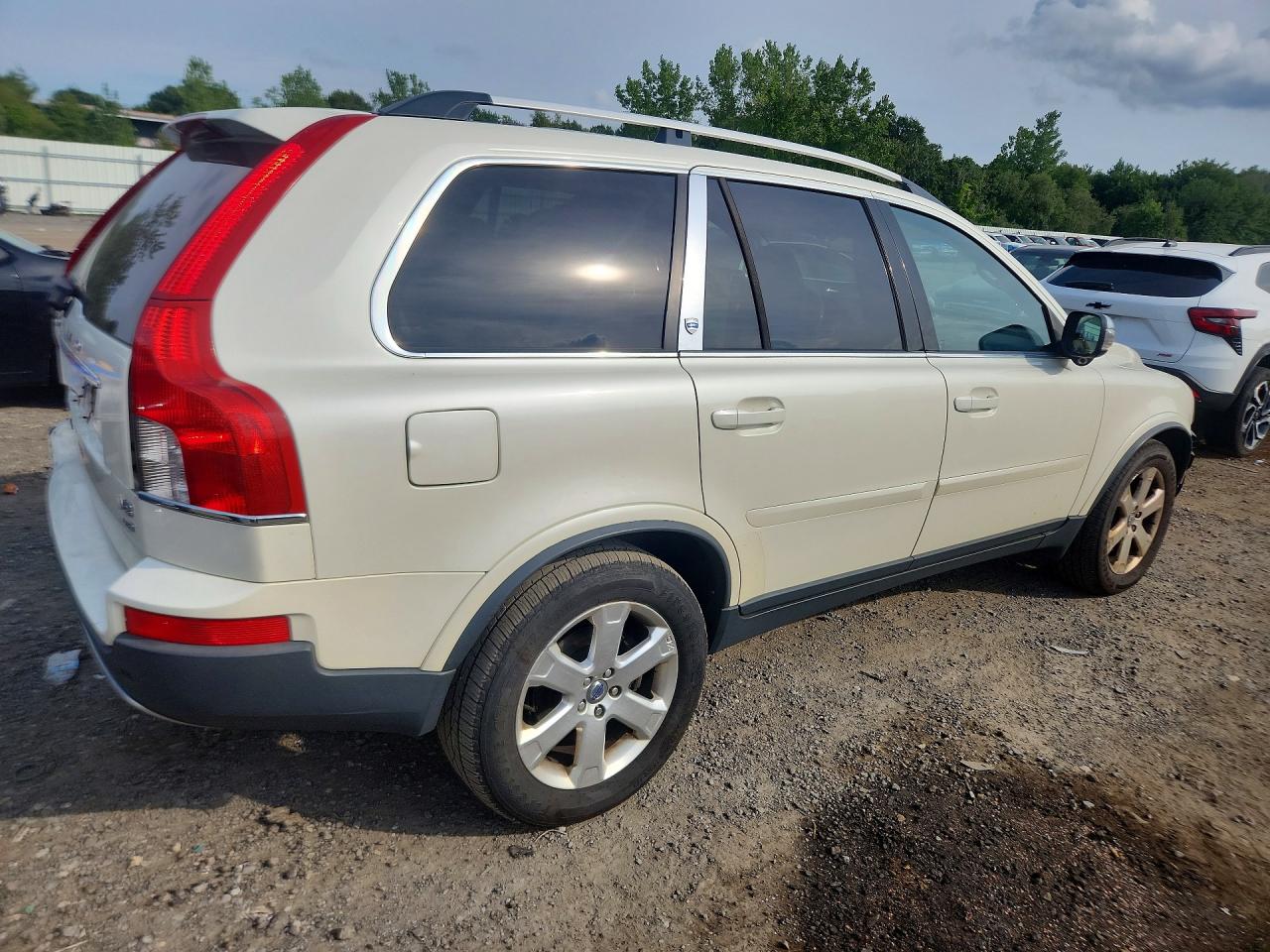 2010 Volvo Xc90 V8 White vin: YV4852CZ0A1549247