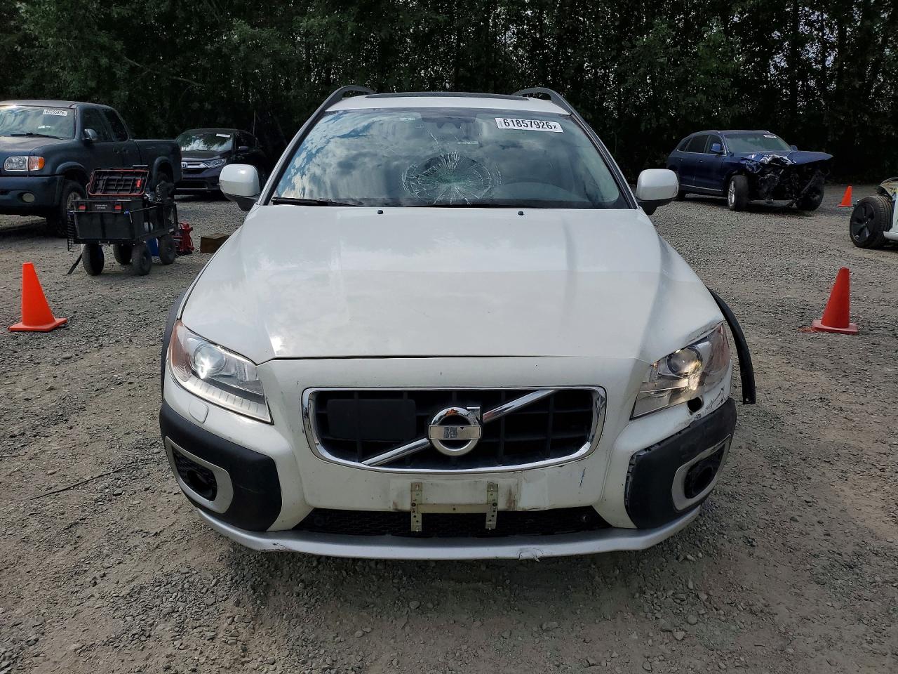 2011 Volvo Xc70 T6 White vin: YV4902BZ0B1109082