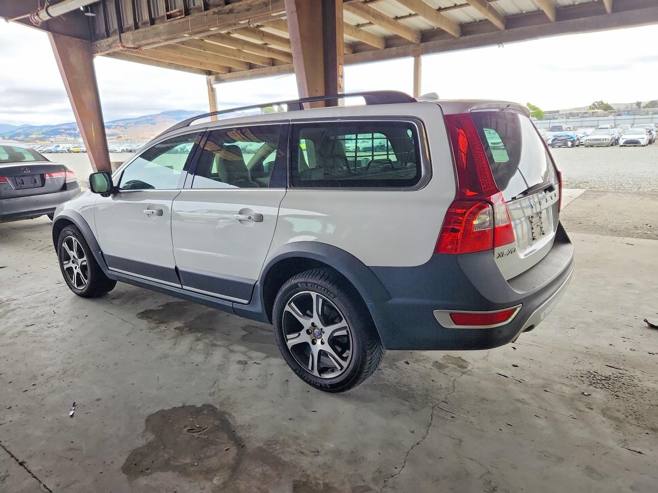 2013 Volvo Xc70 T6 White vin: YV4902BZ0D1163114