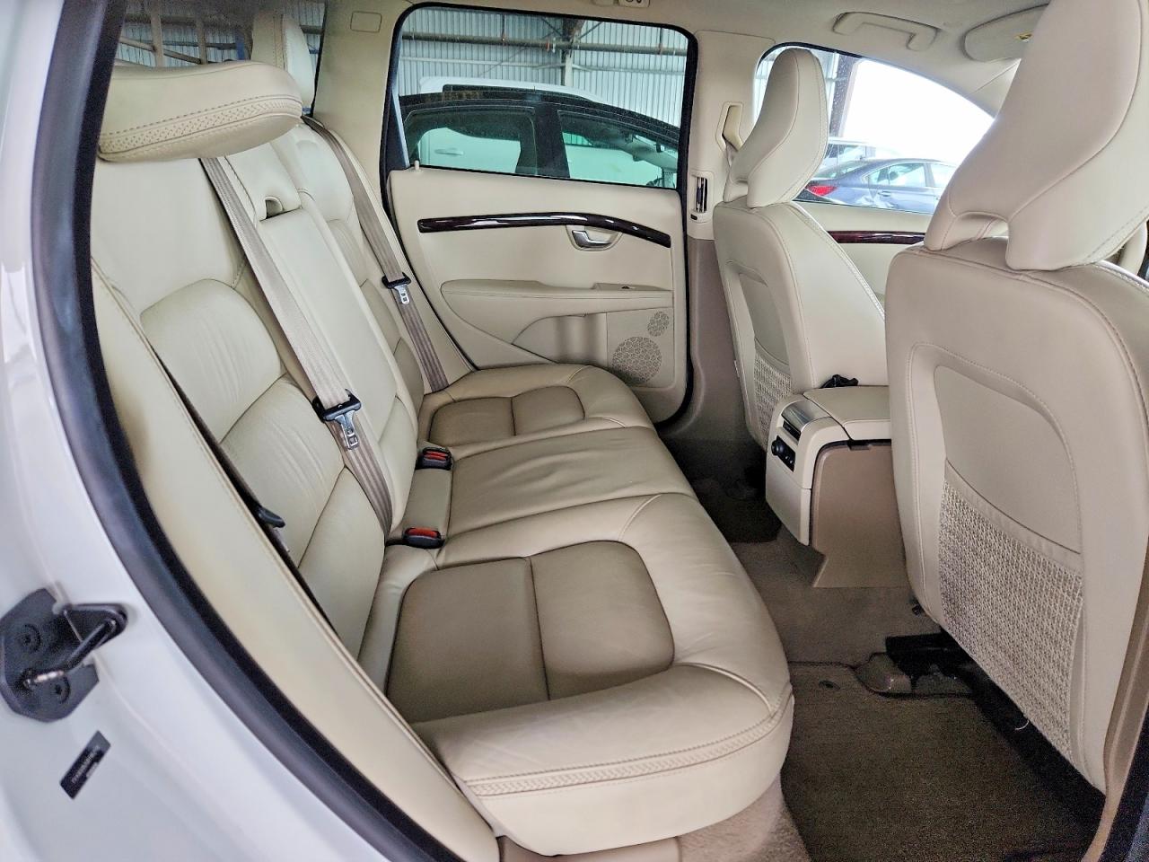 2013 Volvo Xc70 T6 White vin: YV4902BZ0D1163114