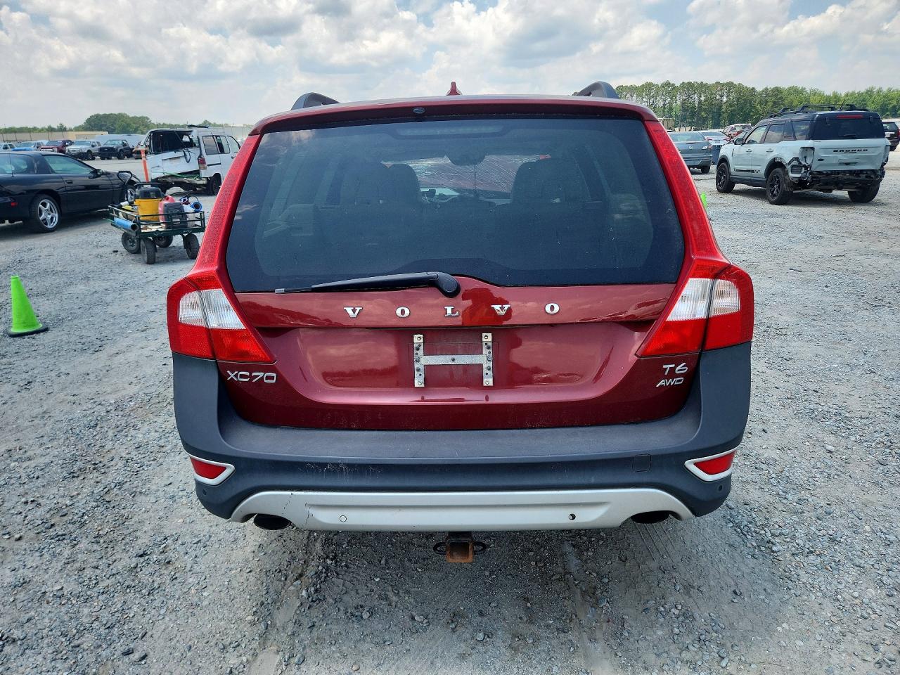 2013 Volvo Xc70 T6 Maroon vin: YV4902BZ0D1166787