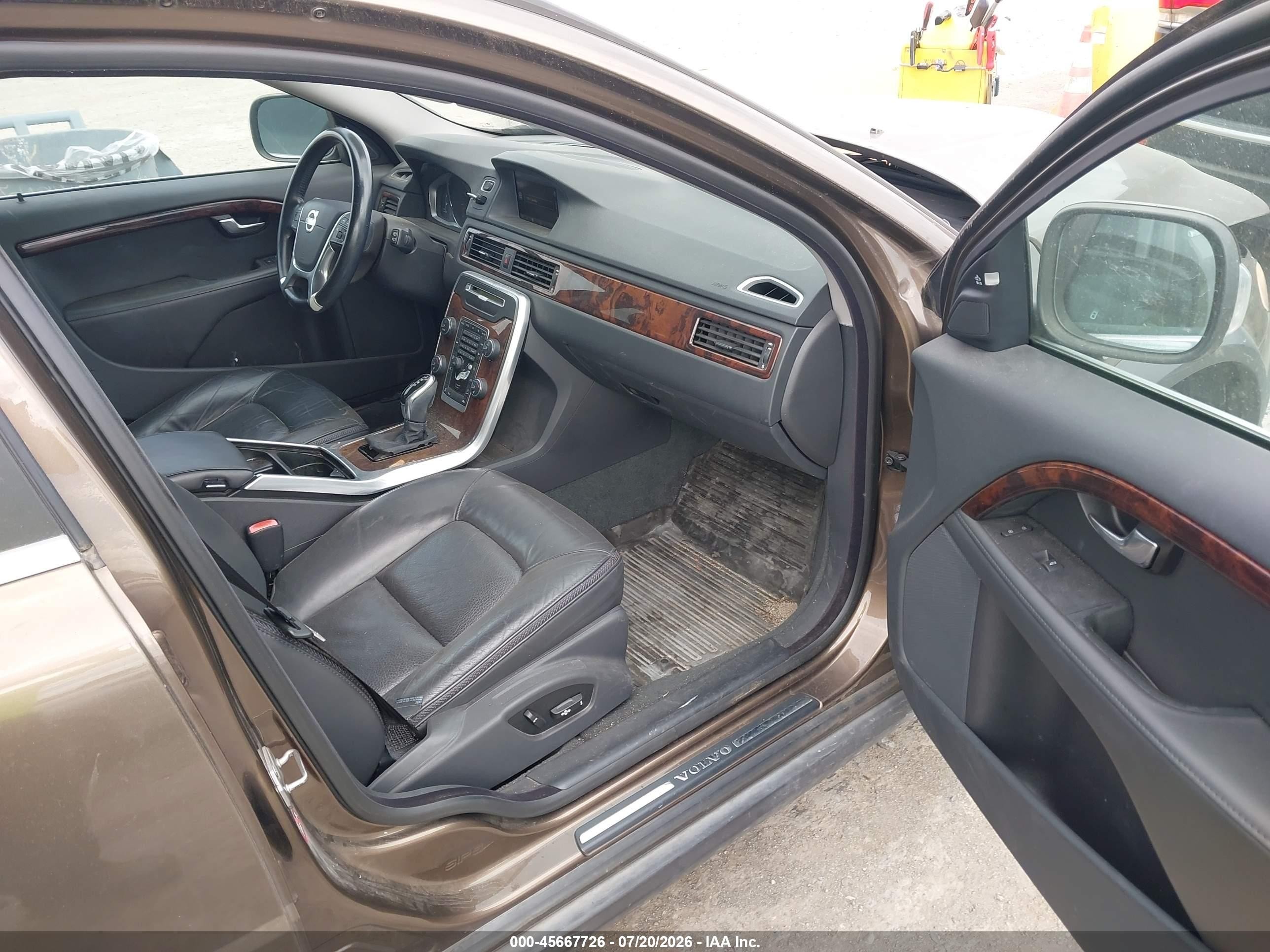 2014 Volvo Xc70 T6 Premier Plus Brown vin: YV4902BZ0E1185941