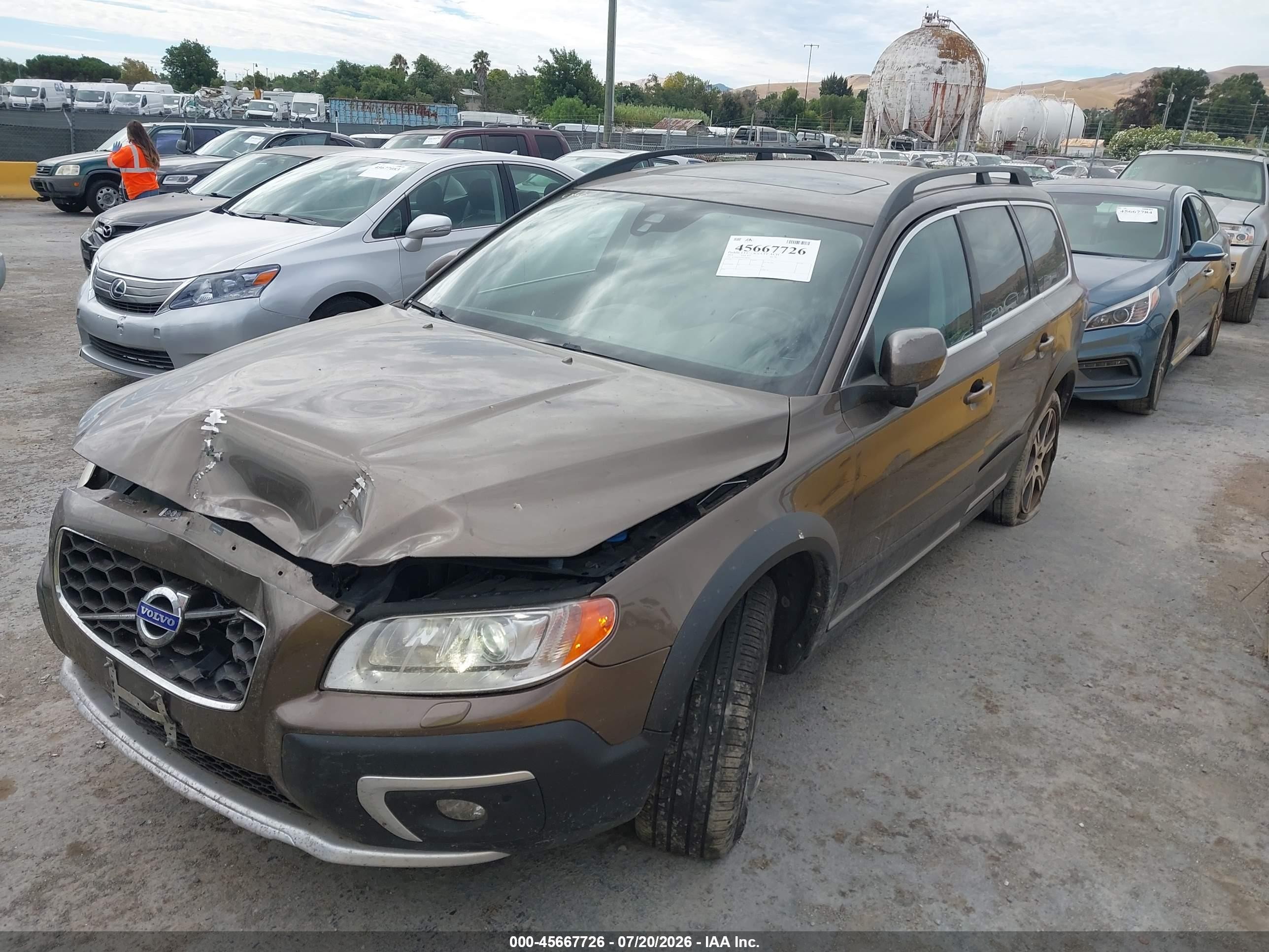 2014 Volvo Xc70 T6 Premier Plus Brown vin: YV4902BZ0E1185941