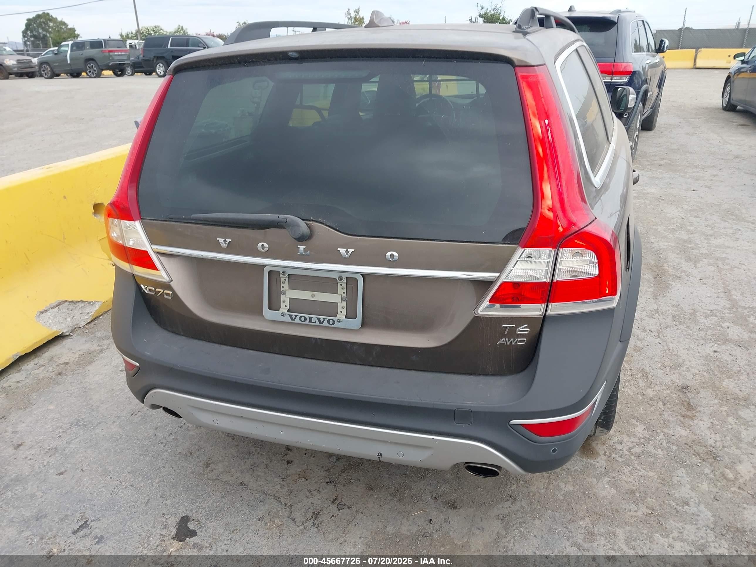 2014 Volvo Xc70 T6 Premier Plus Brown vin: YV4902BZ0E1185941