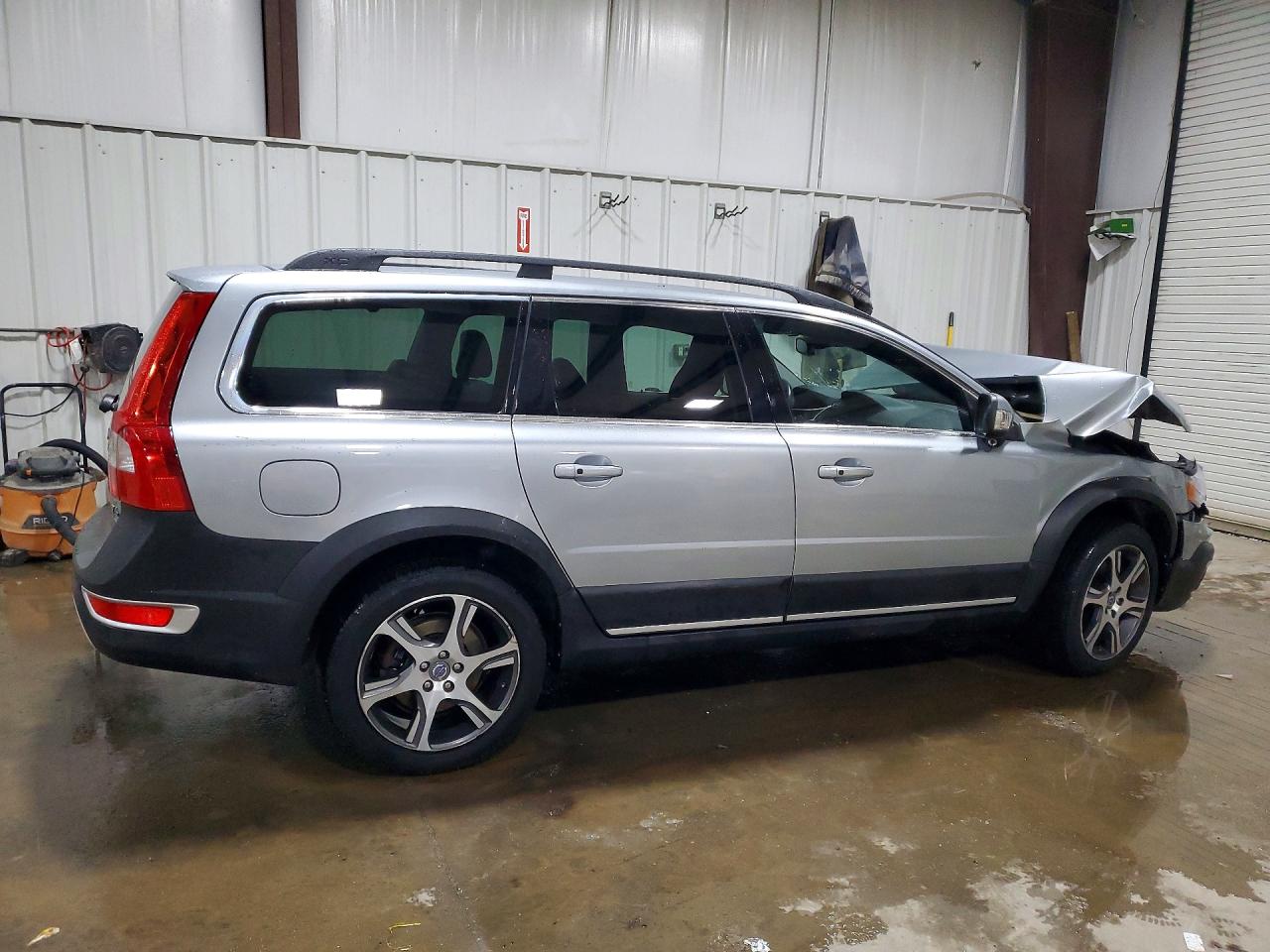 2013 Volvo Xc70 T6 Silver vin: YV4902BZ1D1163641