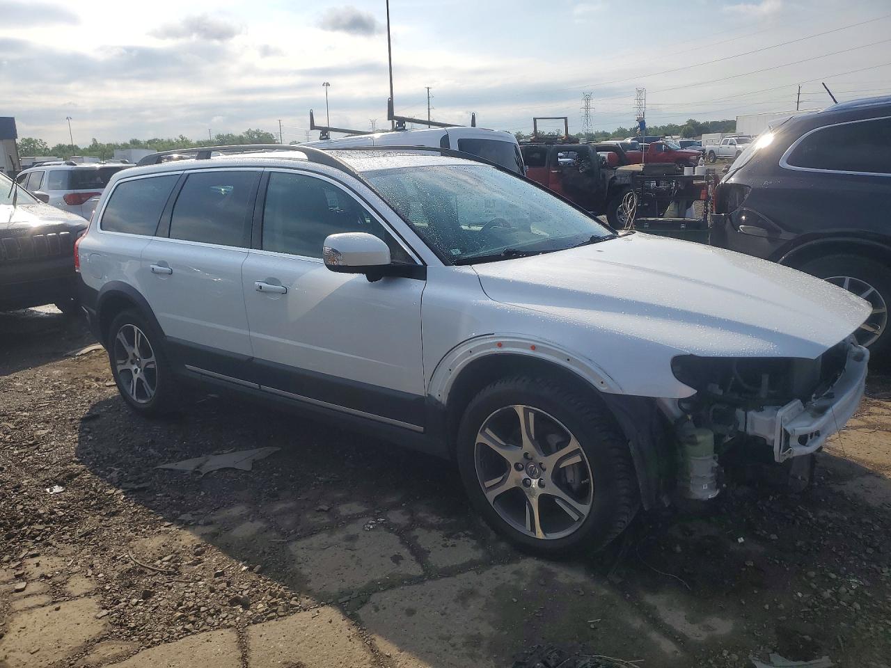 2014 Volvo Xc70 T6 White vin: YV4902BZ1E1186998