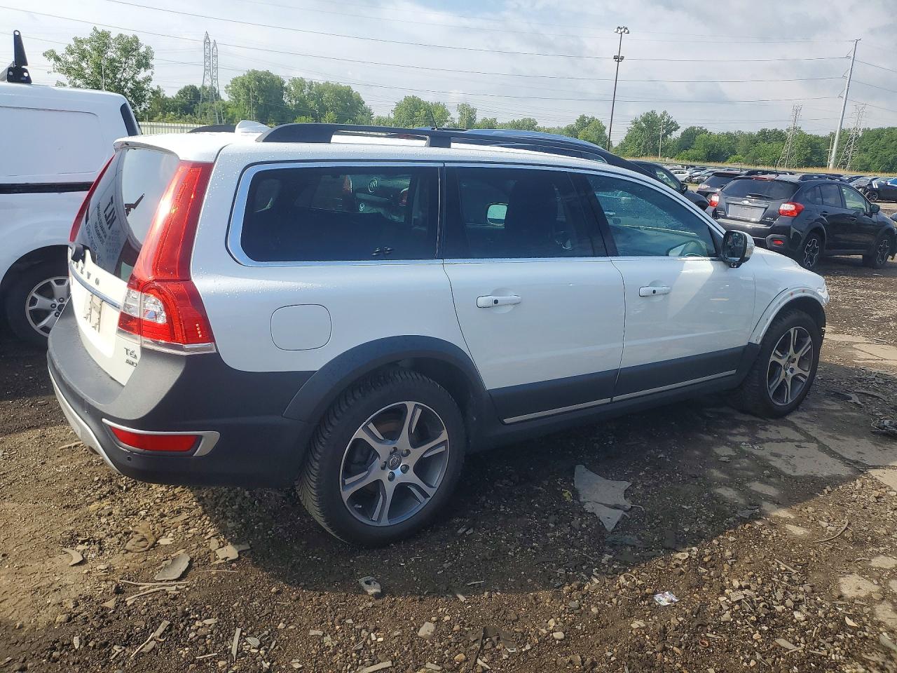2014 Volvo Xc70 T6 White vin: YV4902BZ1E1186998