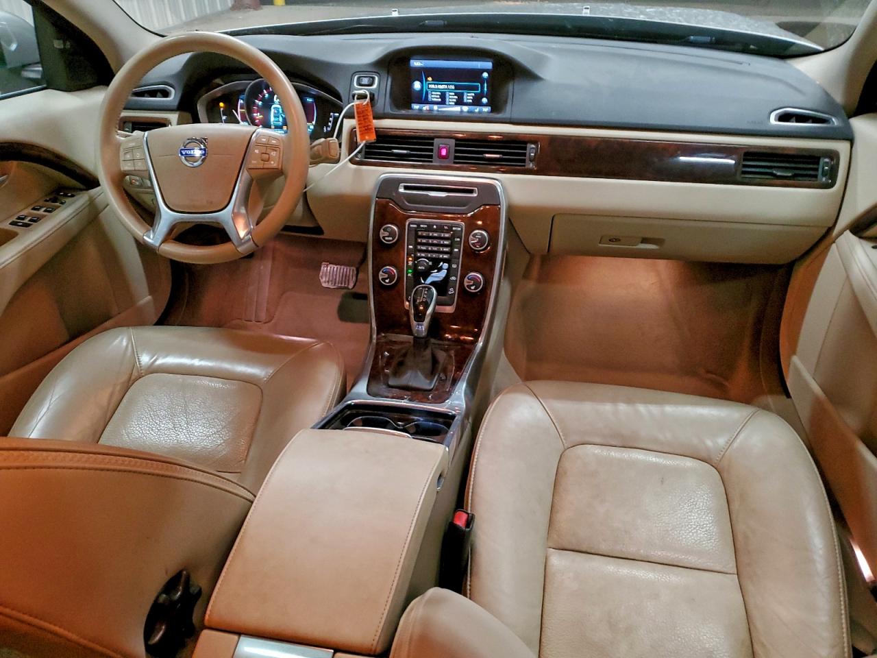 2014 Volvo Xc70 T6 Tan vin: YV4902BZ3E1176974