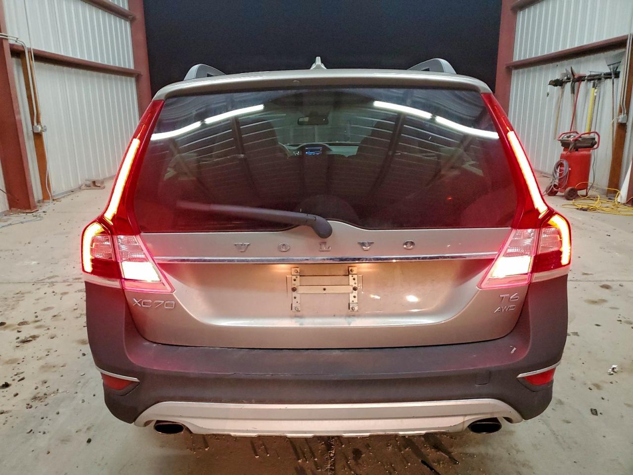 2014 Volvo Xc70 T6 Tan vin: YV4902BZ3E1176974