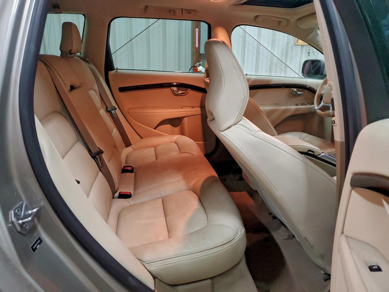 2014 Volvo Xc70 T6 Tan vin: YV4902BZ3E1176974