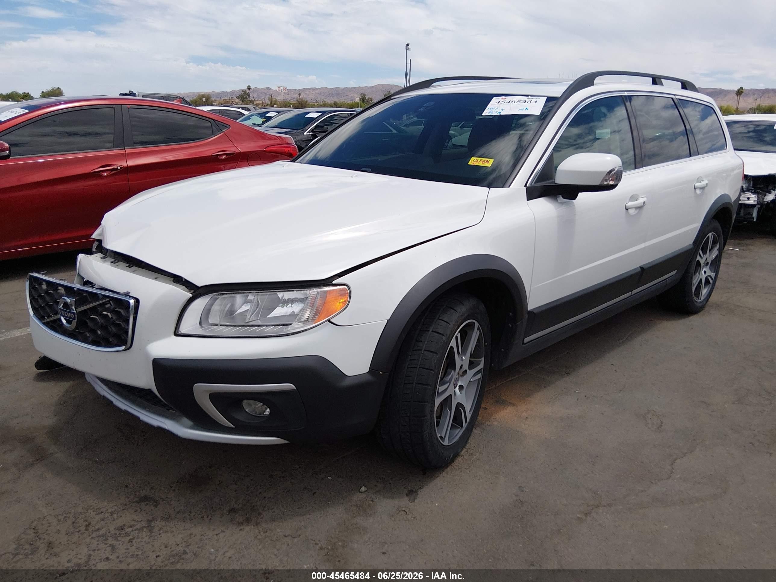 2014 Volvo Xc70 T6 Premier Plus Белый vin: YV4902BZ4E1175896