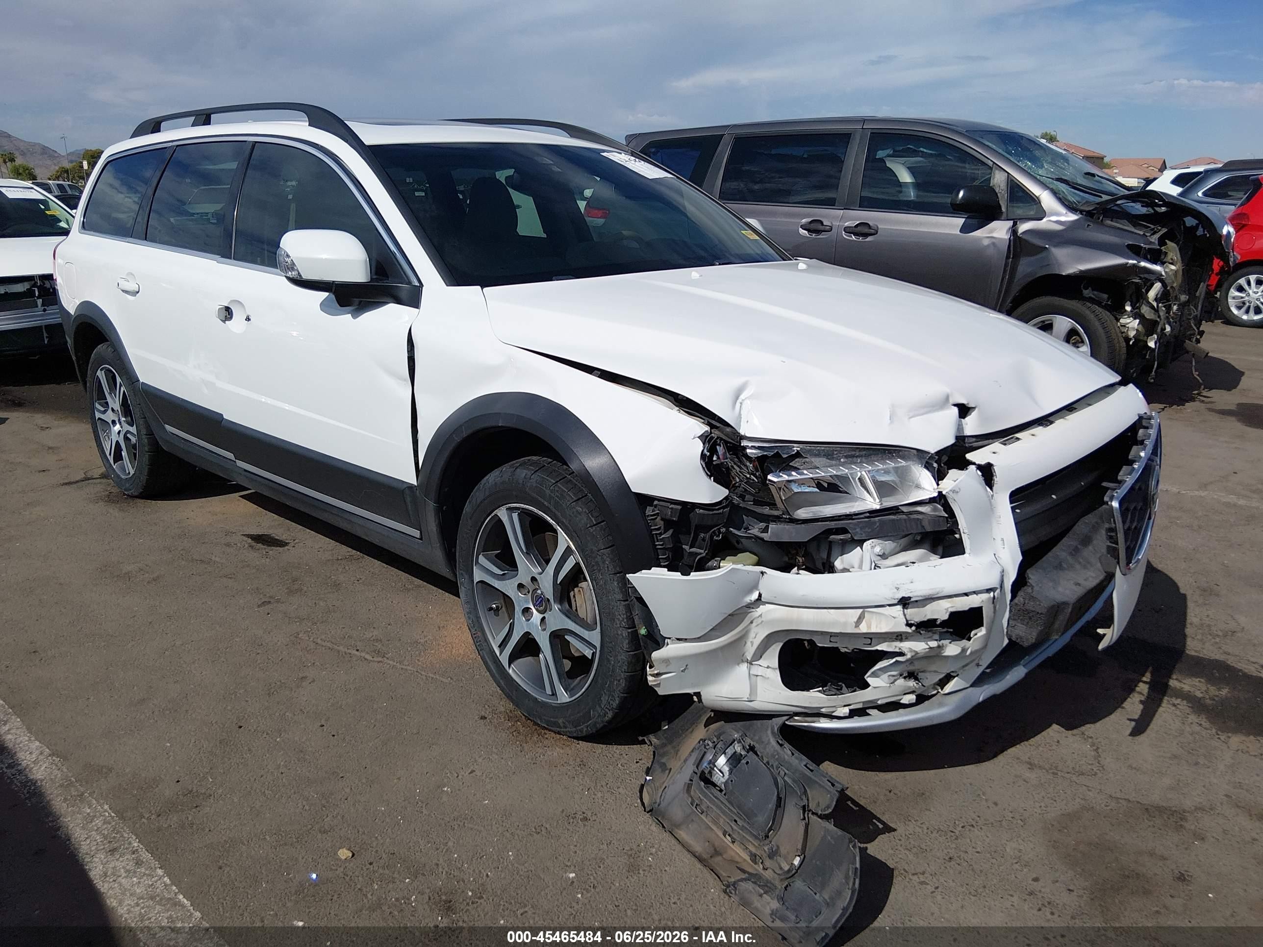 2014 Volvo Xc70 T6 Premier Plus Белый vin: YV4902BZ4E1175896