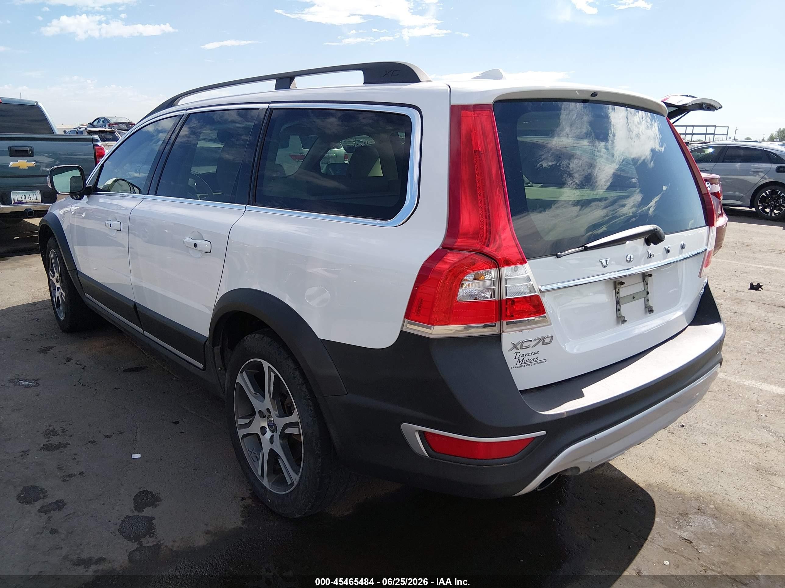 2014 Volvo Xc70 T6 Premier Plus Белый vin: YV4902BZ4E1175896