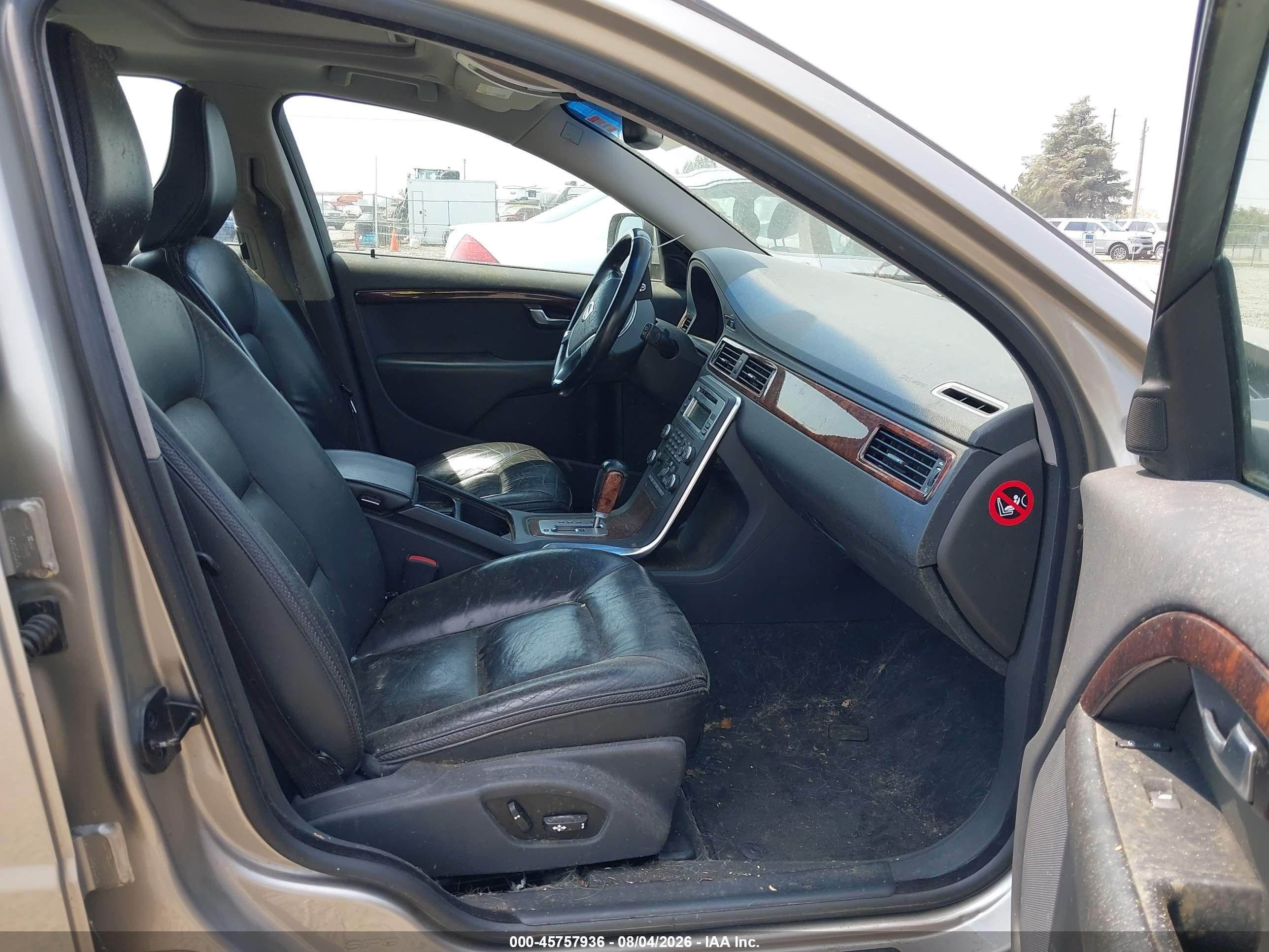 2011 Volvo Xc70 3.0t Champagne vin: YV4902BZ5B1099049