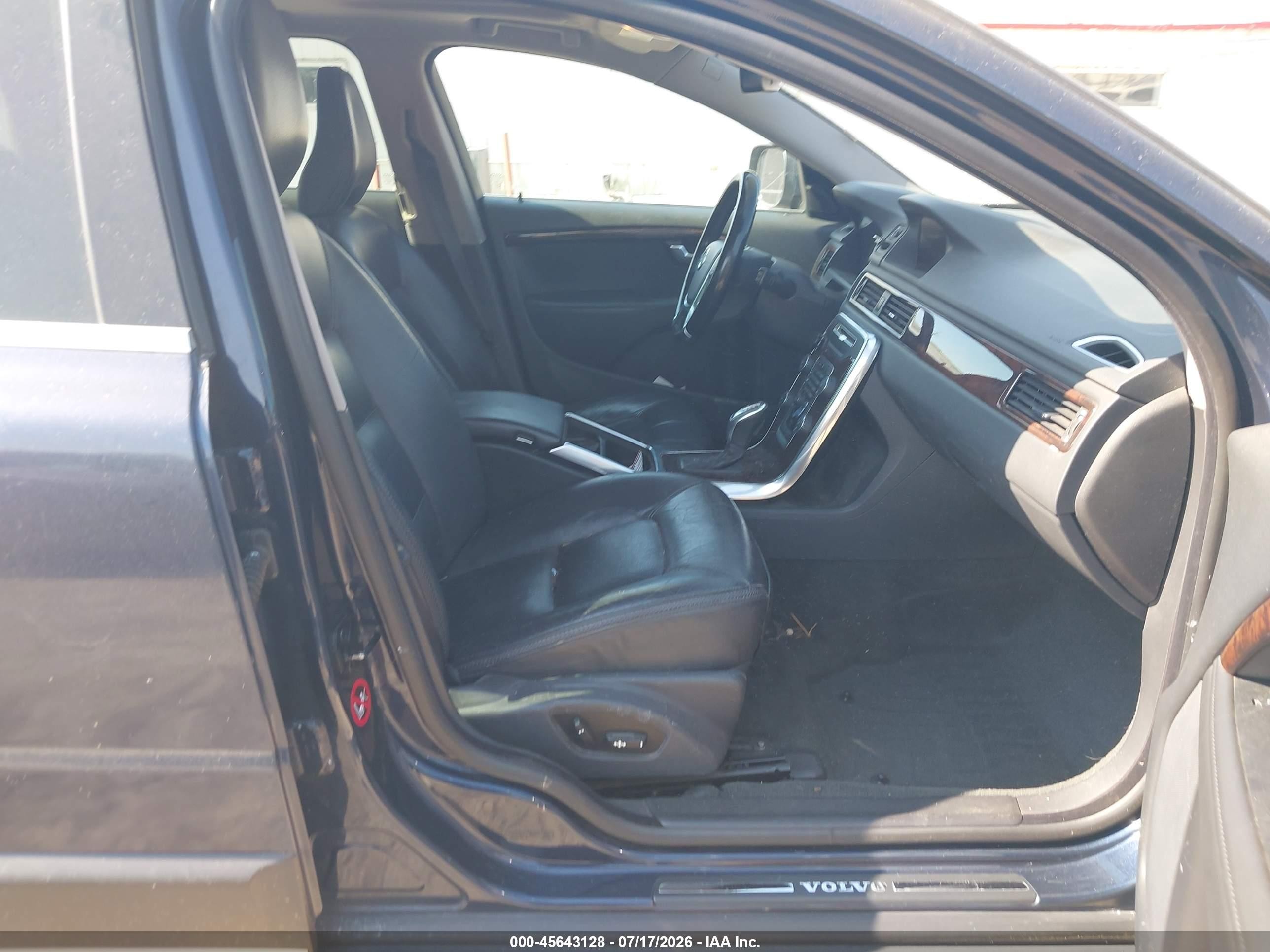 2013 Volvo Xc70 T6 Blue vin: YV4902BZ5D1169202