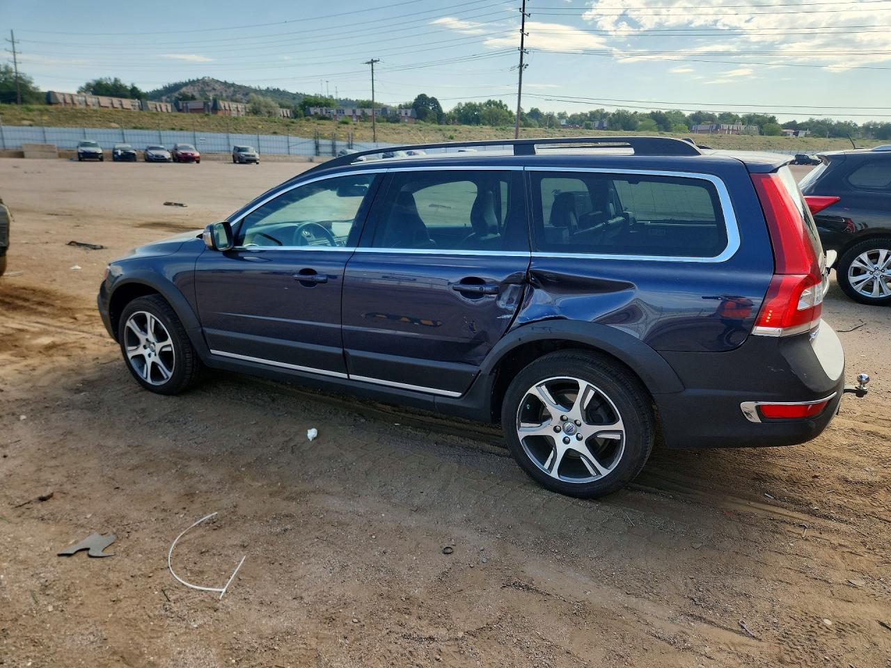 2014 Volvo Xc70 T6 Синий vin: YV4902BZ5E1186535