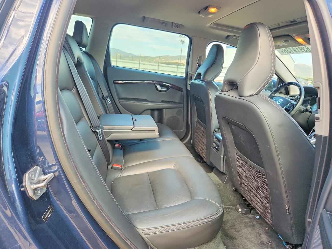 2014 Volvo Xc70 T6 Синий vin: YV4902BZ5E1186535